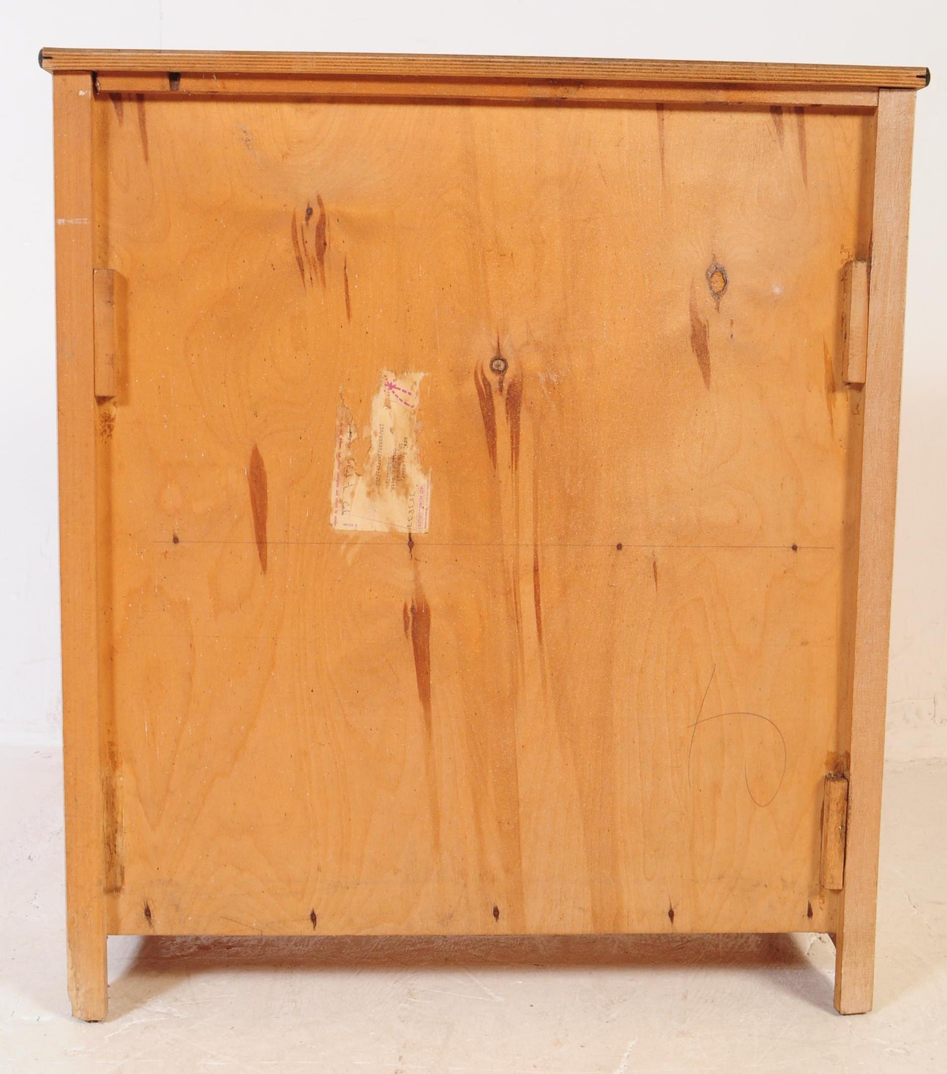 MID 20TH CENTURY FORMICA KITCHEN UNIT - Image 6 of 7