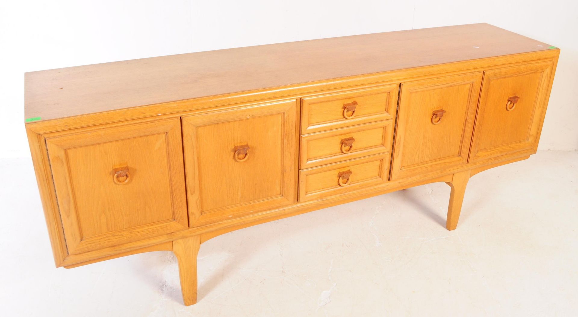 ELLIOTTS OF NEWBURY - MID CENTURY TEAK WOOD SIDEBOARD - Image 2 of 10