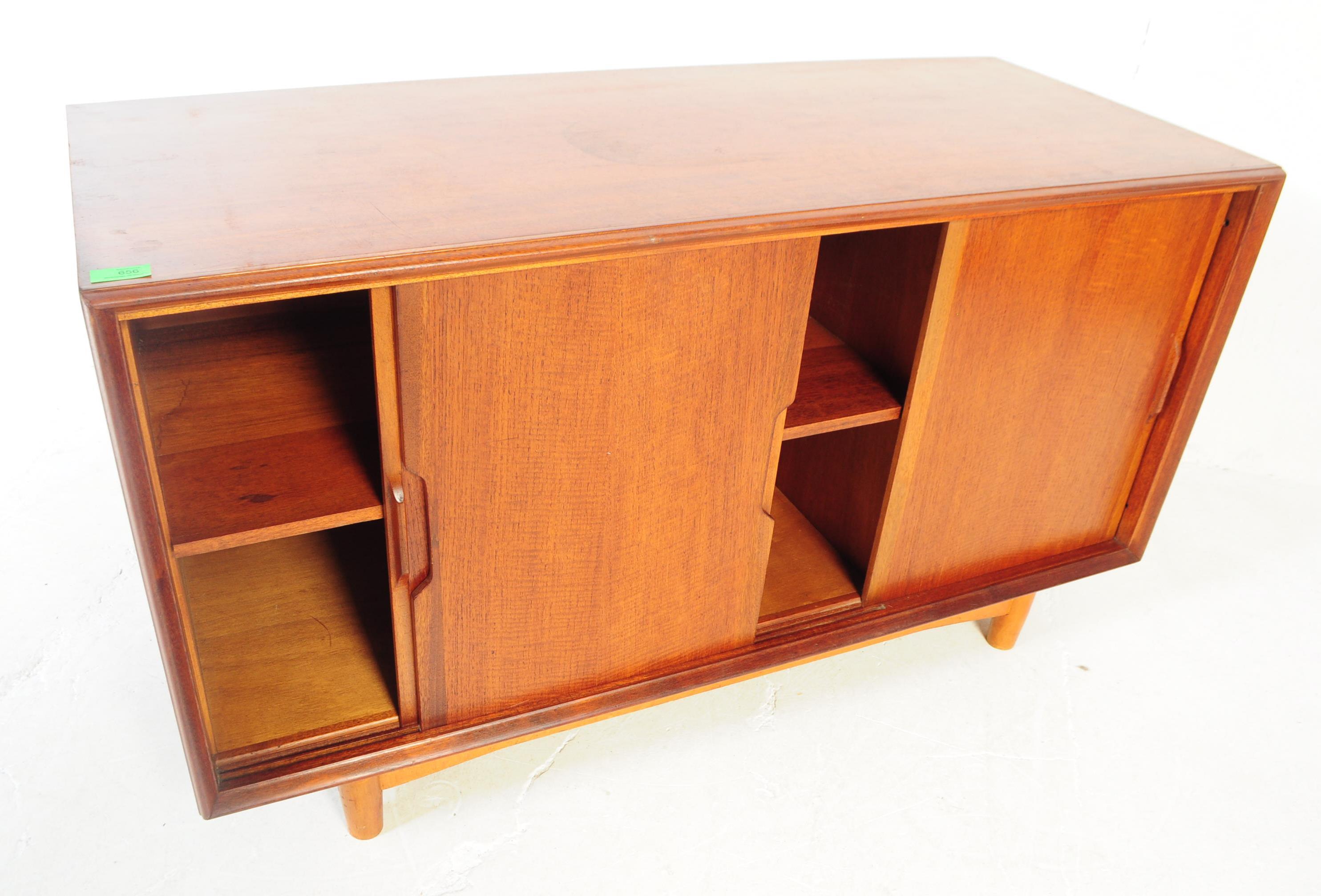 DANISH MODERN DESIGN - MID CENTURY TEAK SIDEBOARD - Image 7 of 14