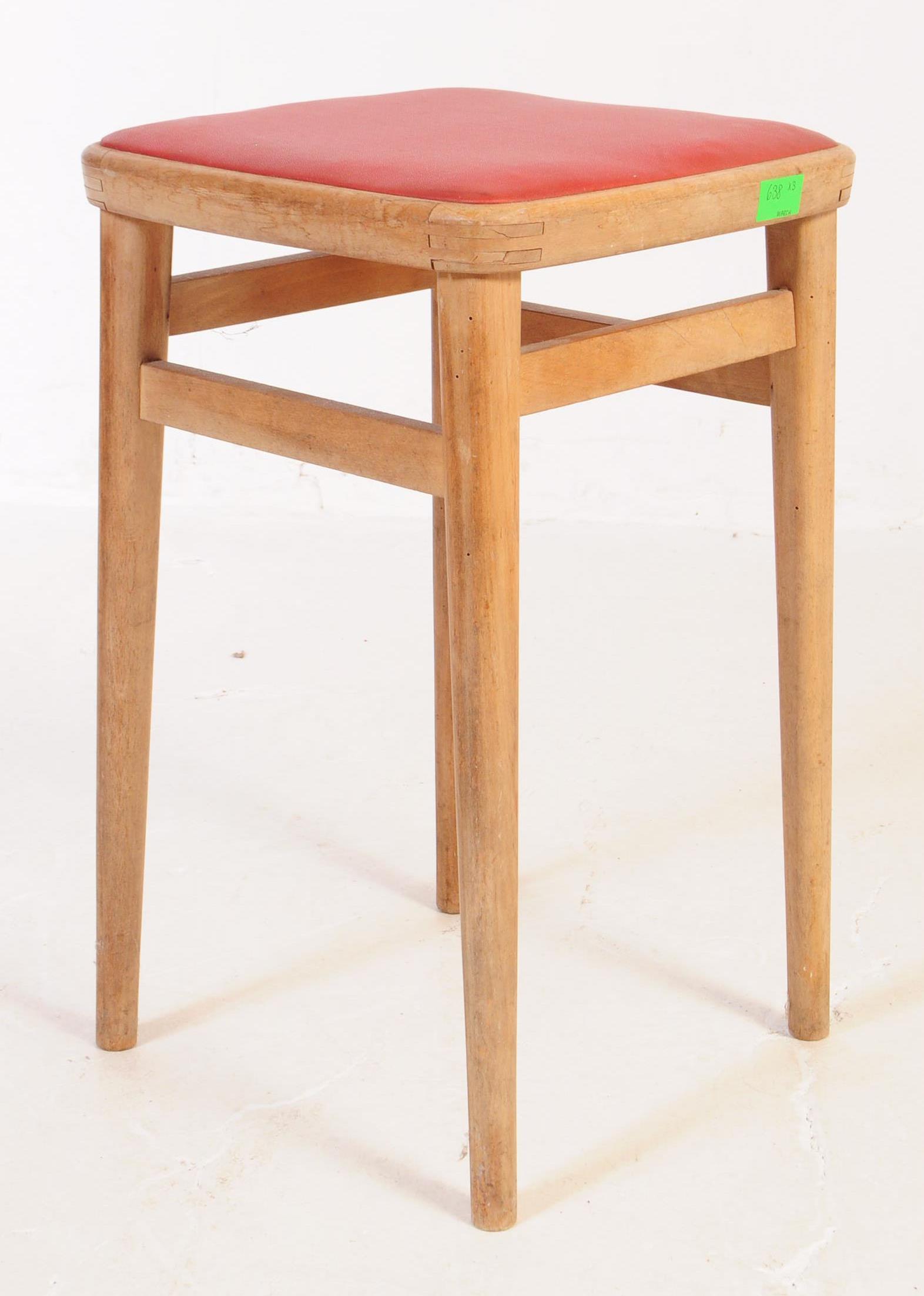 MID 20TH CENTURY FORMICA KITCHEN TABLE AND STOOLS - Image 15 of 18