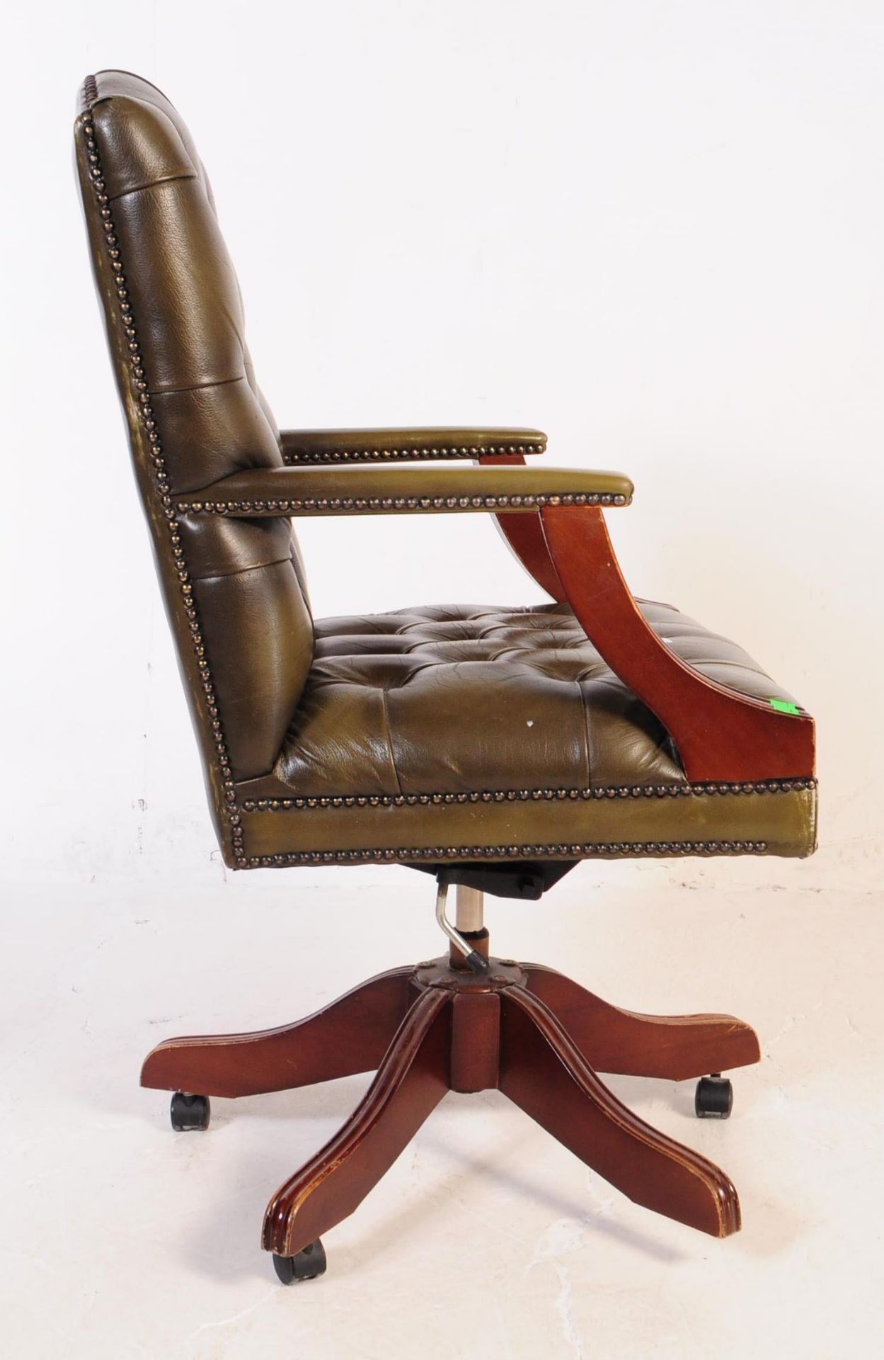 20TH CENTURY CAPTAINS LEATHER SWIVEL OFFICE CHAIR - Image 8 of 12
