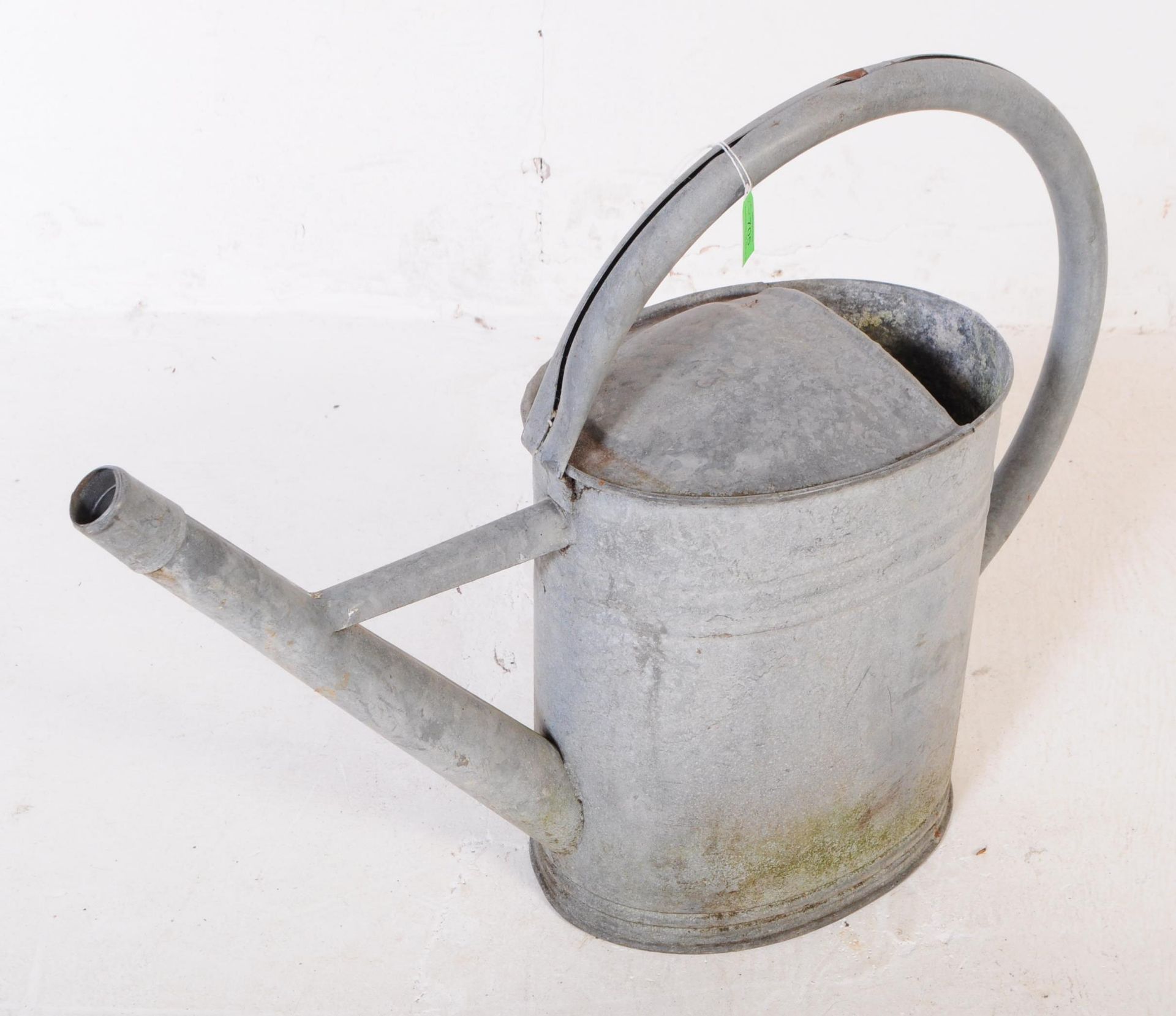 FIVE MID CENTURY GALVANISED BATH PLANTER & WATERING CANS - Image 10 of 22