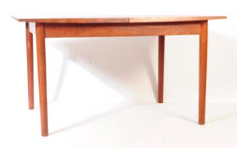 MID 20TH CENTURY DALESCRAFT TEAK EXTENDING DINING TABLE