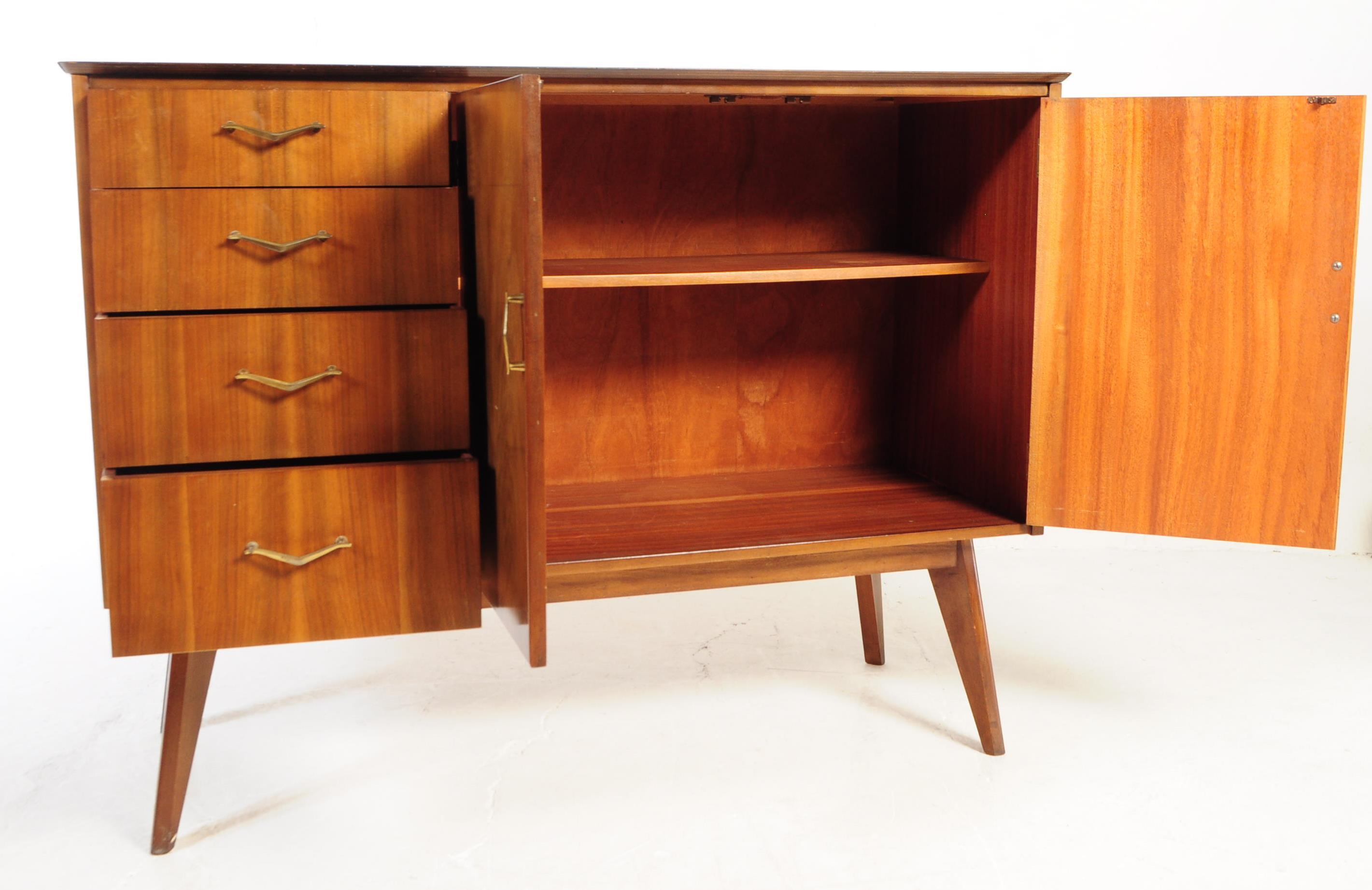 MID 20TH CENTURY WALNUT VENEER SIDEBOARD - Image 5 of 14