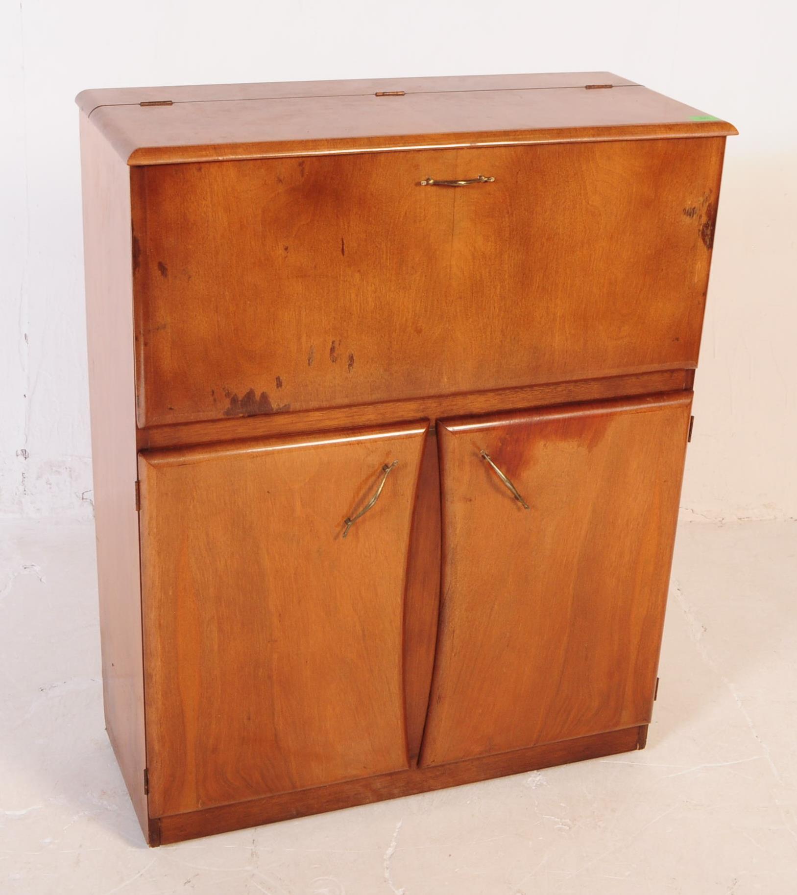 MID 20TH CENTURY WALNUT VENEER COCKTAIL CABINET - Image 3 of 24