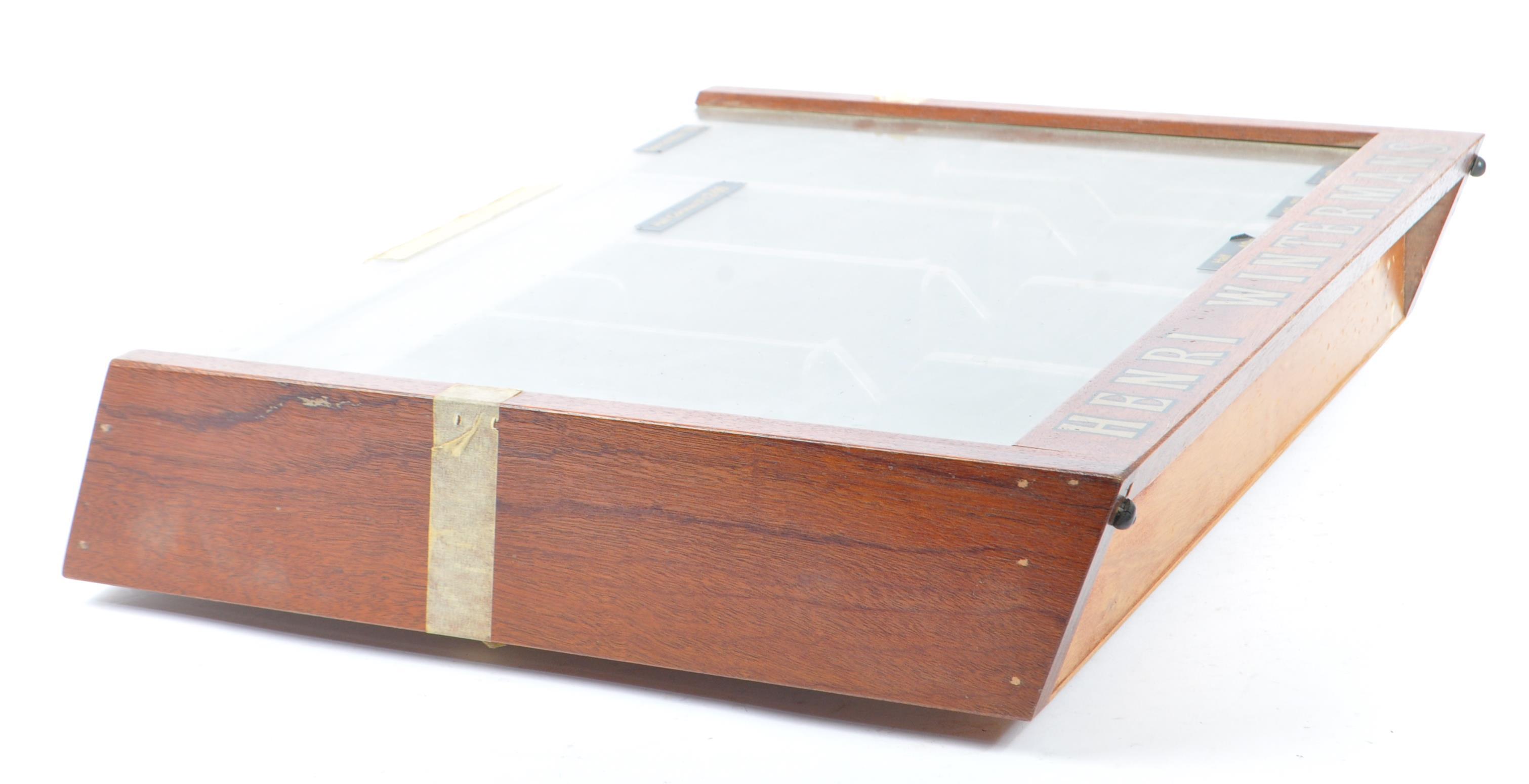 VINTAGE 1970S MAHOGANY WOOD CIGAR SHOP DISPLAY BOX - Image 4 of 6