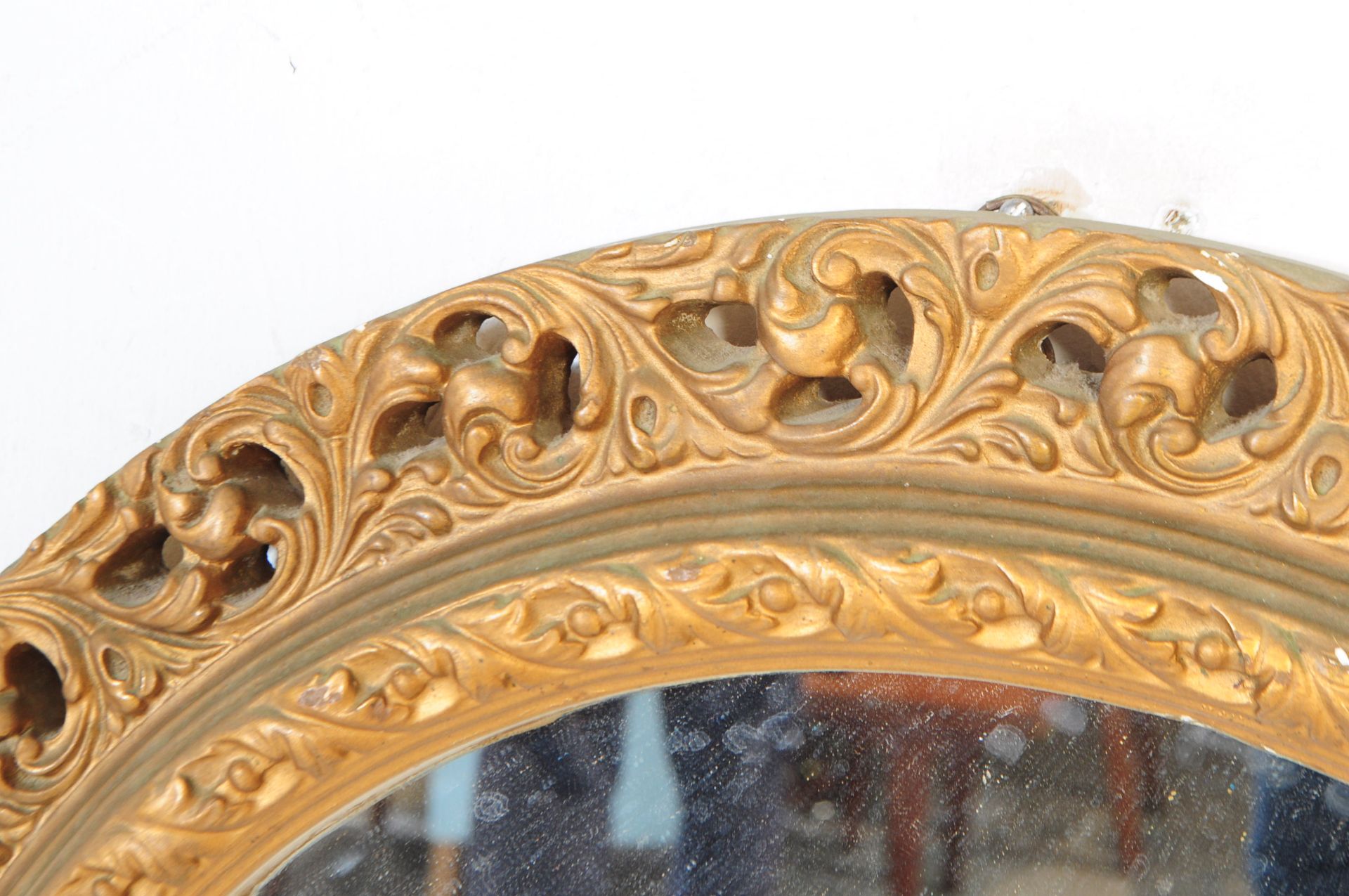 MID 20TH CENTURY INSET PLATE GLASS MIRROR WITH GILDED GILT FRAME - Bild 2 aus 4
