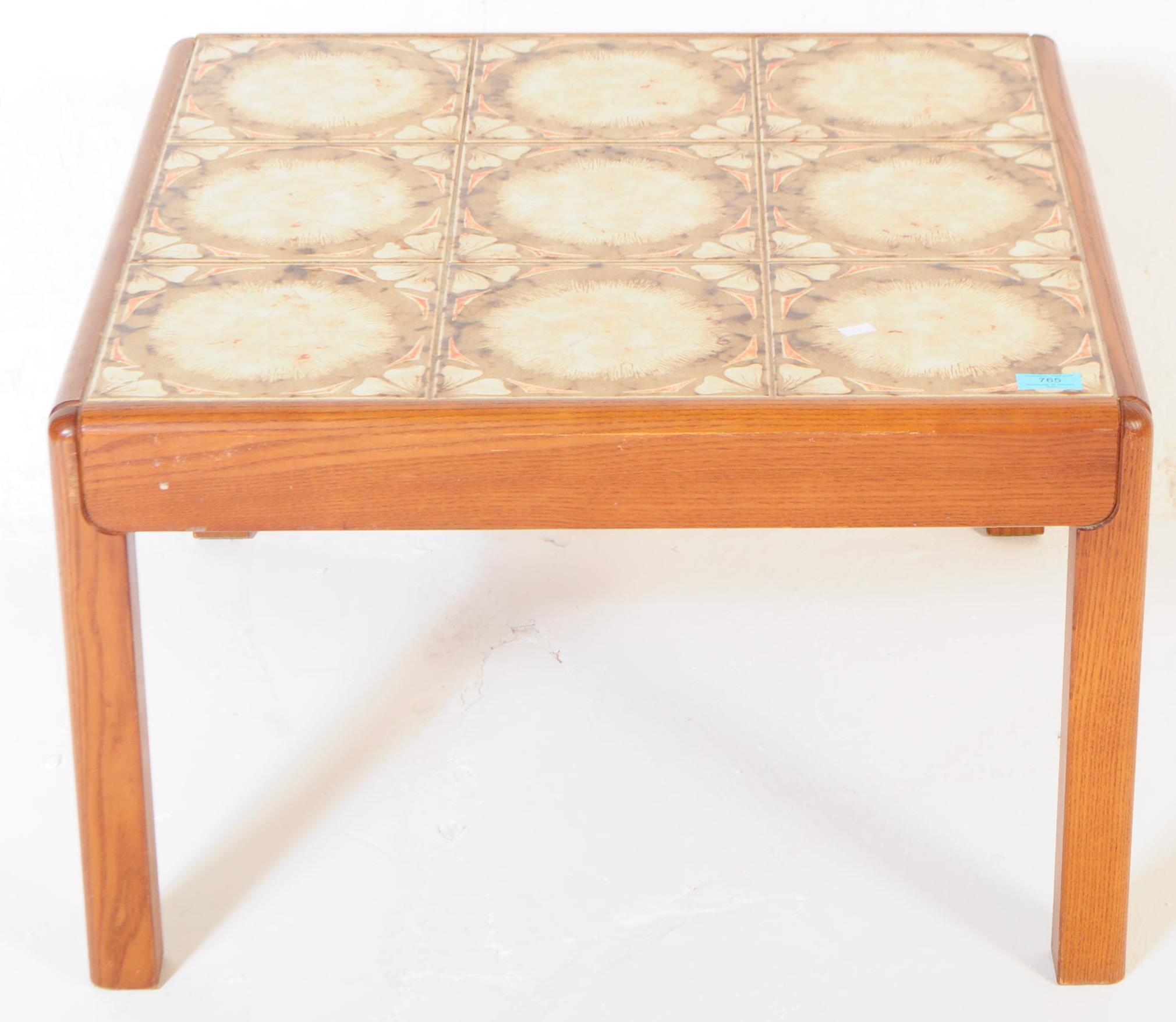 MID 20TH CENTURY G-PLAN TILE TOP COFFEE TABLE - Image 2 of 5