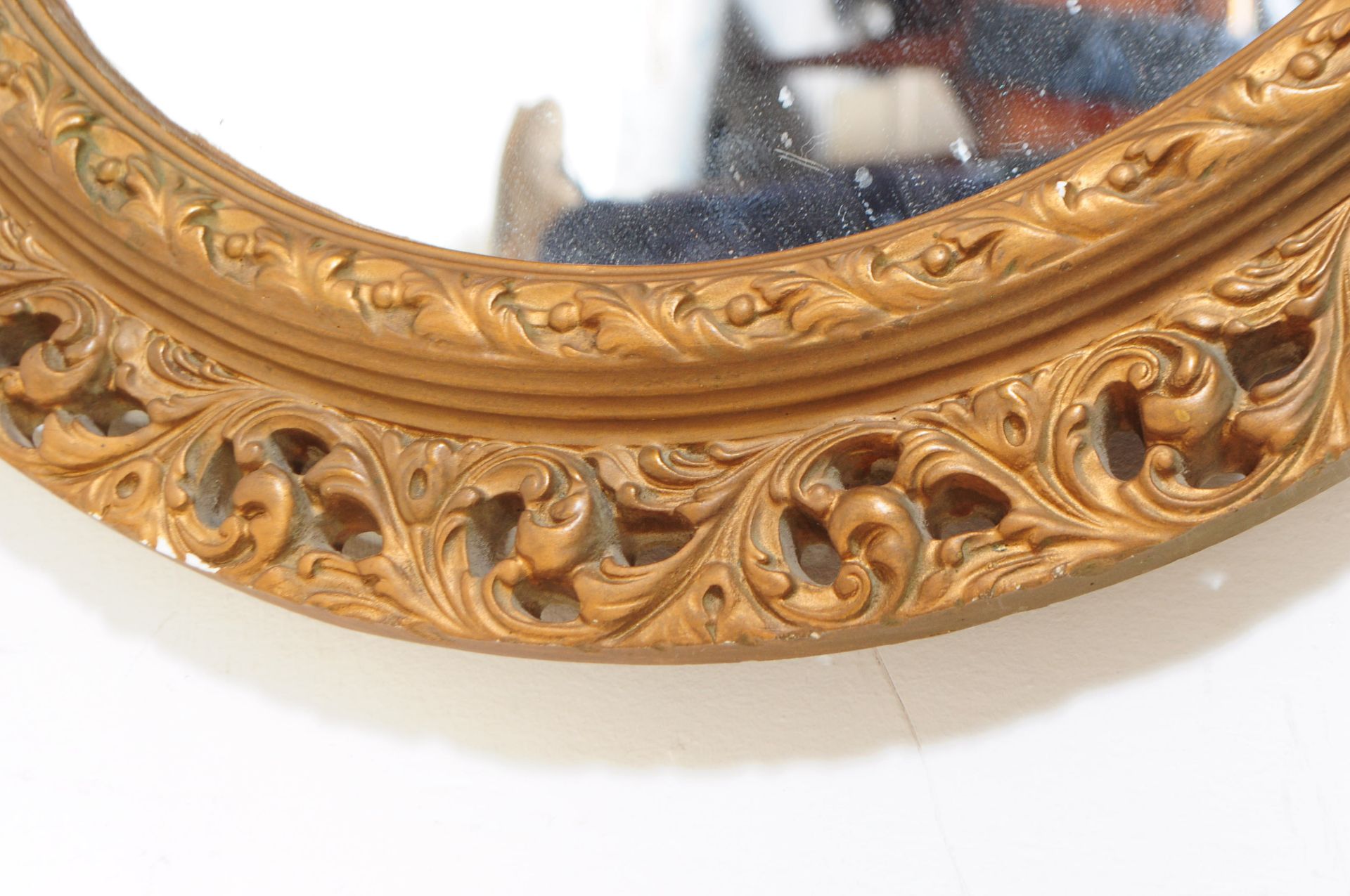 MID 20TH CENTURY INSET PLATE GLASS MIRROR WITH GILDED GILT FRAME - Image 3 of 4