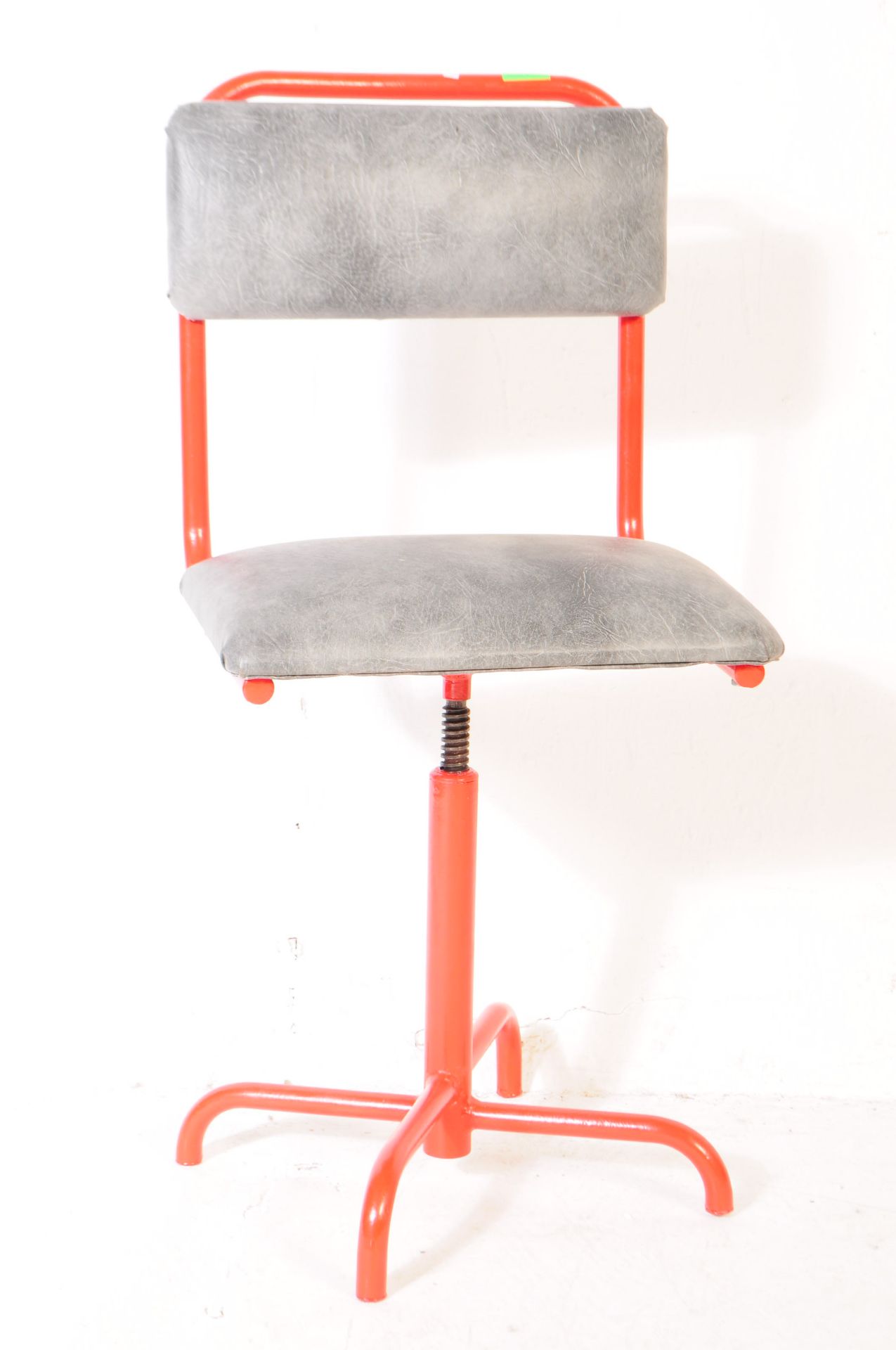 MID 20TH CENTURY METAL MACHINISTS WORK CHAIR