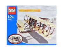 LEGO - SCULPTURES - 10124 - WRIGHT FLYER