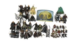 LORD OF THE RINGS - NEW LINE CINEMA - COLLECTION OF ACTION FIGURES