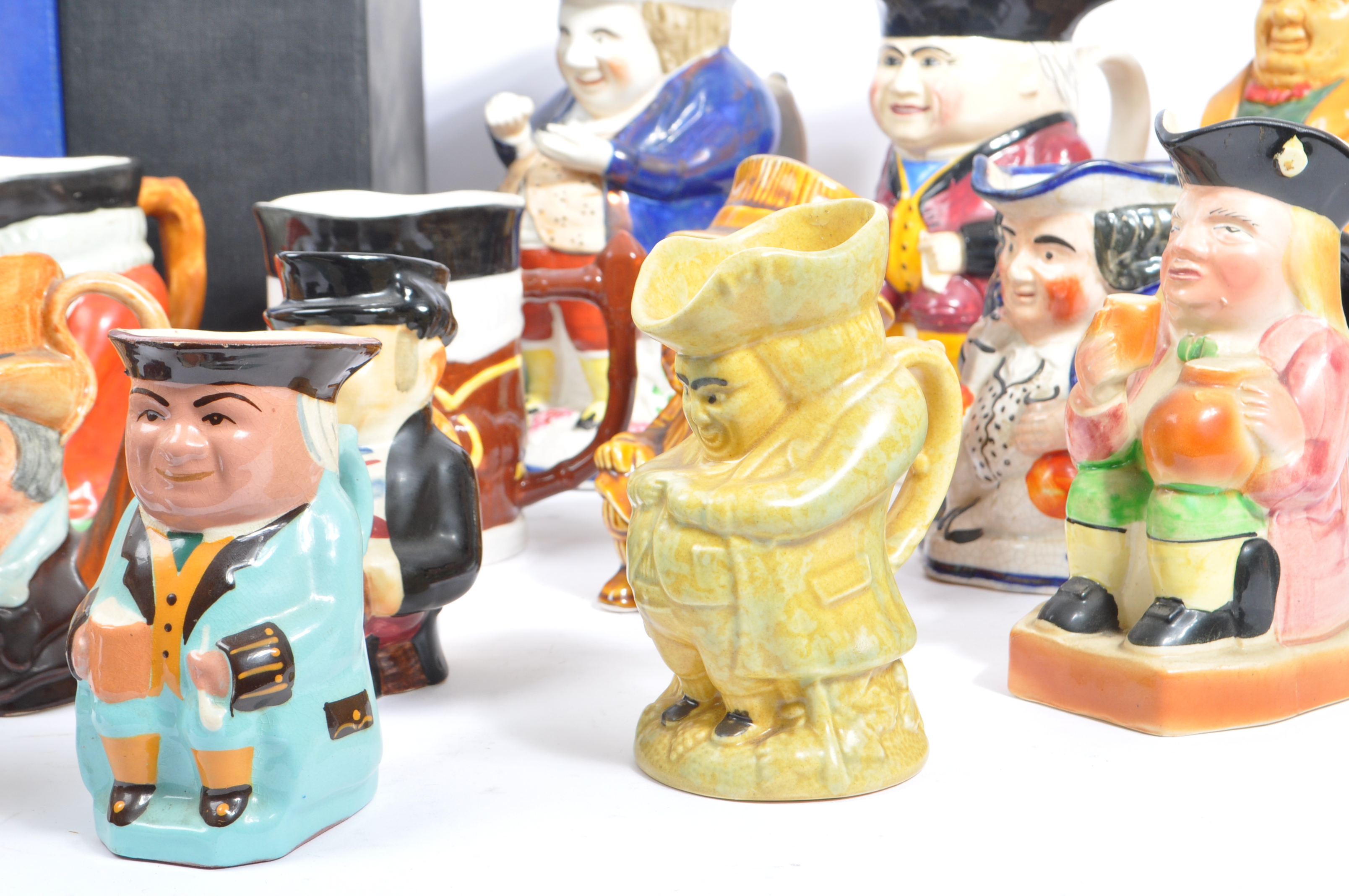 COLLECTION OF VARIOUS 19TH & 20TH CENTURY CERAMIC TOBY JUGS - Image 3 of 9