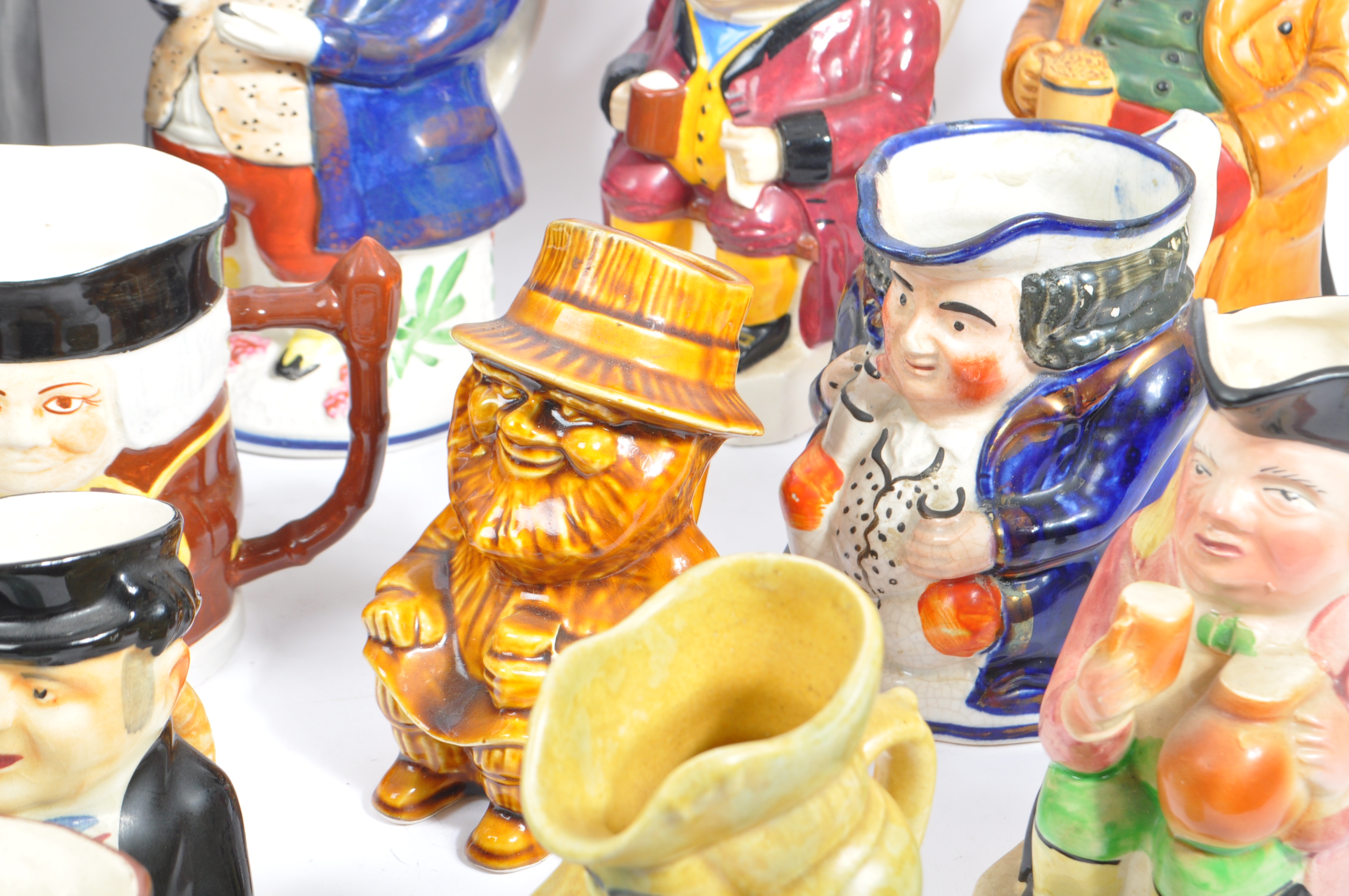 COLLECTION OF VARIOUS 19TH & 20TH CENTURY CERAMIC TOBY JUGS - Image 4 of 9