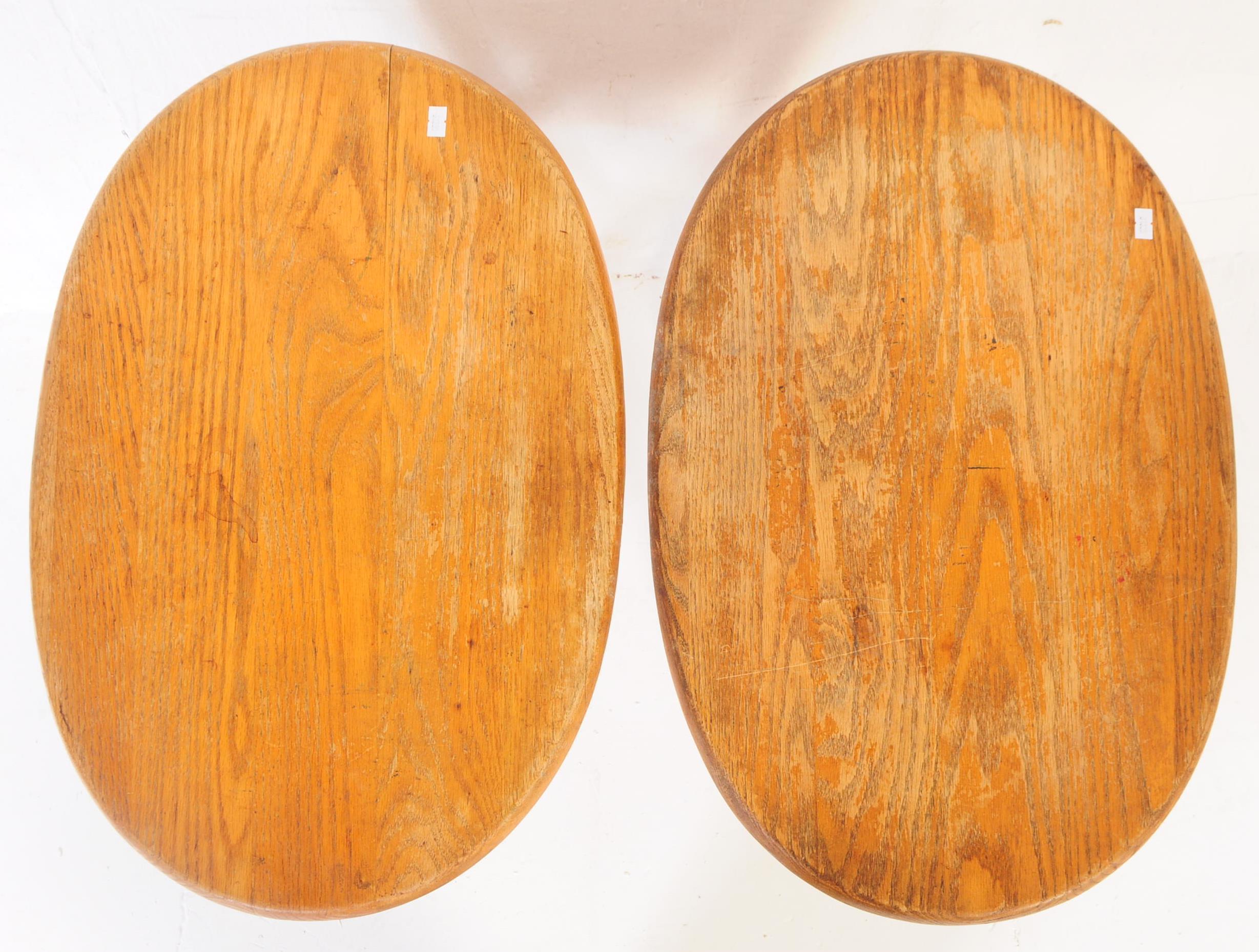 TWO MATCHING MID 20TH CENTURY ELM WOOD OCCASIONAL TABLES - Image 3 of 4