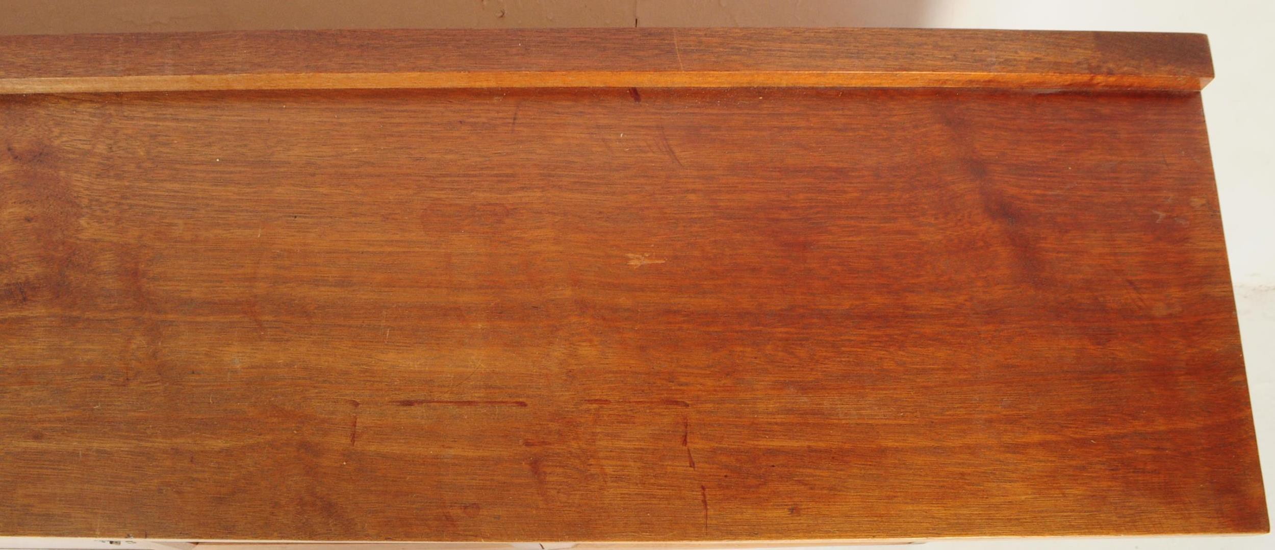 1950S MCM OAK ELONGATED FLOOR STANDING WALL UNIT CUPBOARD - Image 4 of 7