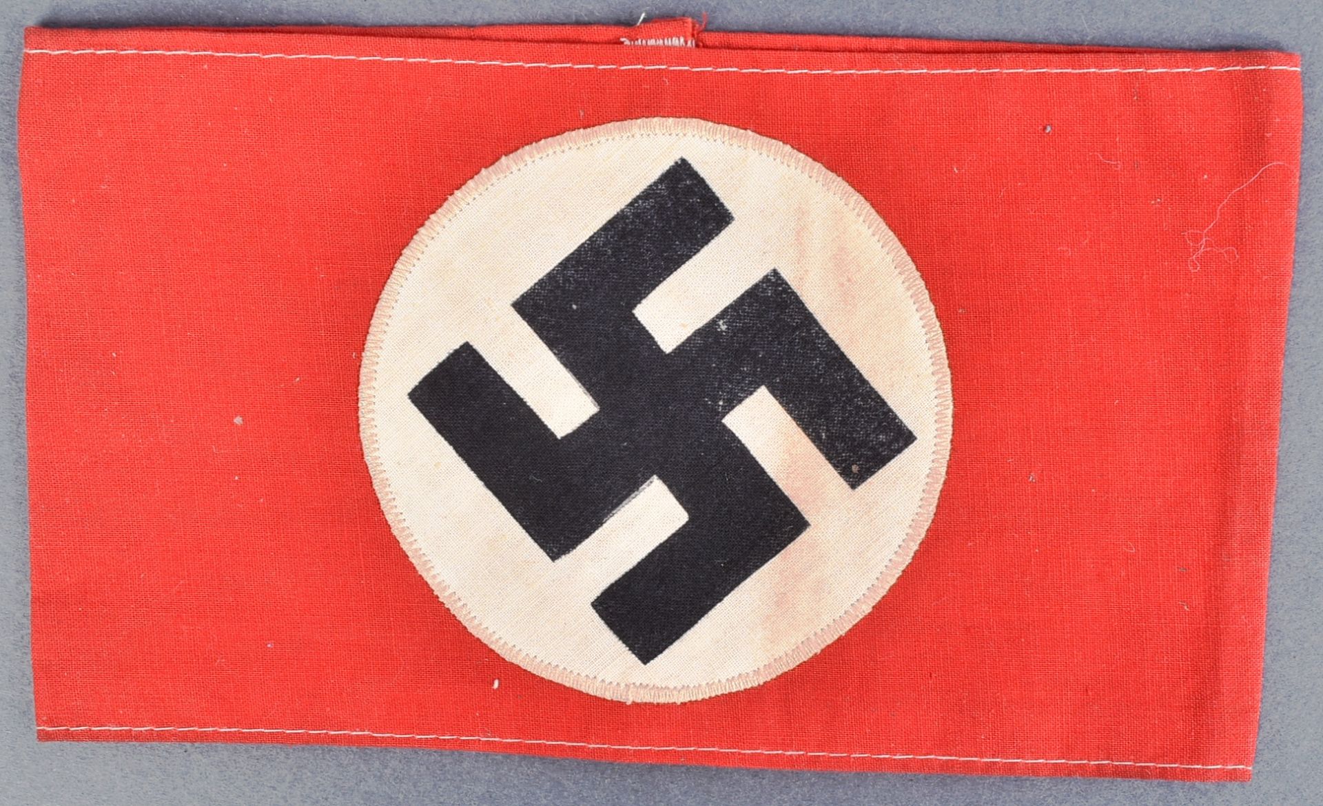 WWII SECOND WORLD WAR GERMAN NSDAP ARMBAND AND PENNANT FLAG - Image 2 of 4