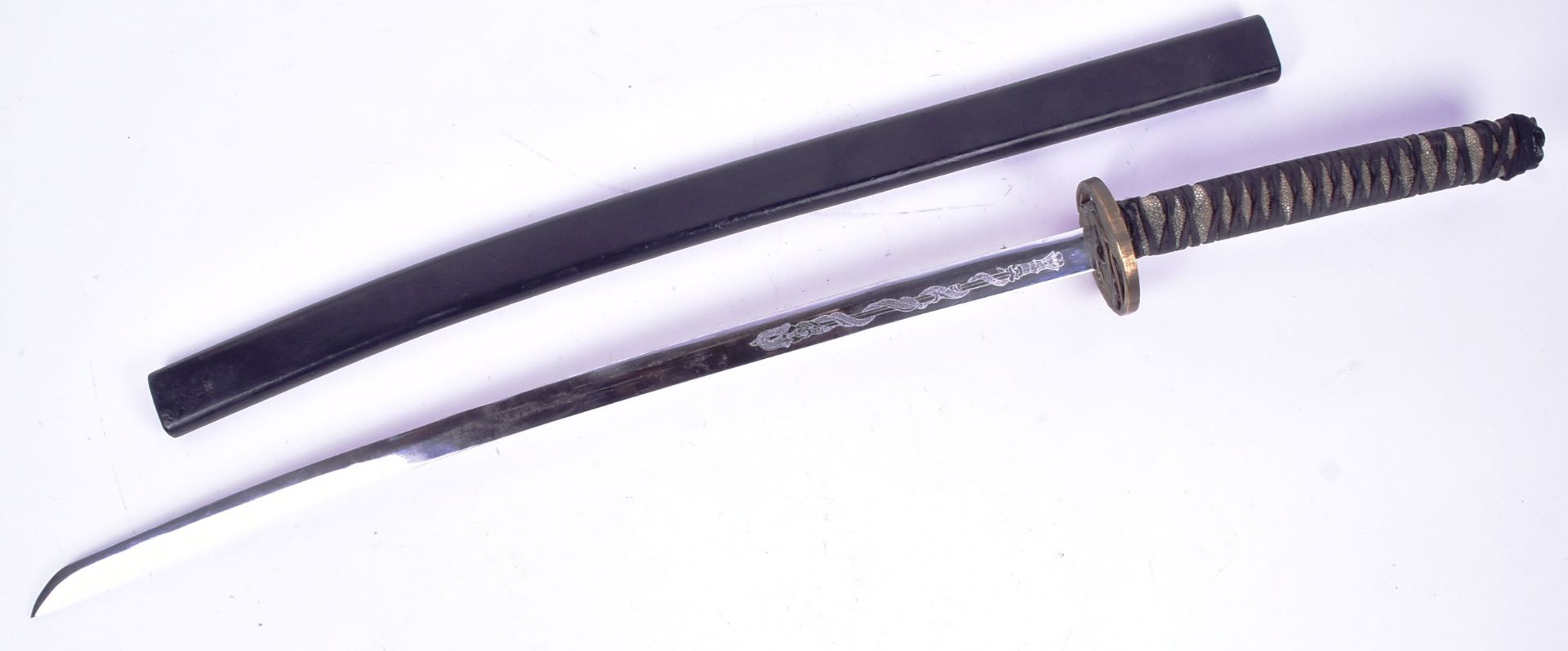 MID 20TH CENTURY JAPANESE EMPIRE KATANA SWORD - Bild 2 aus 4