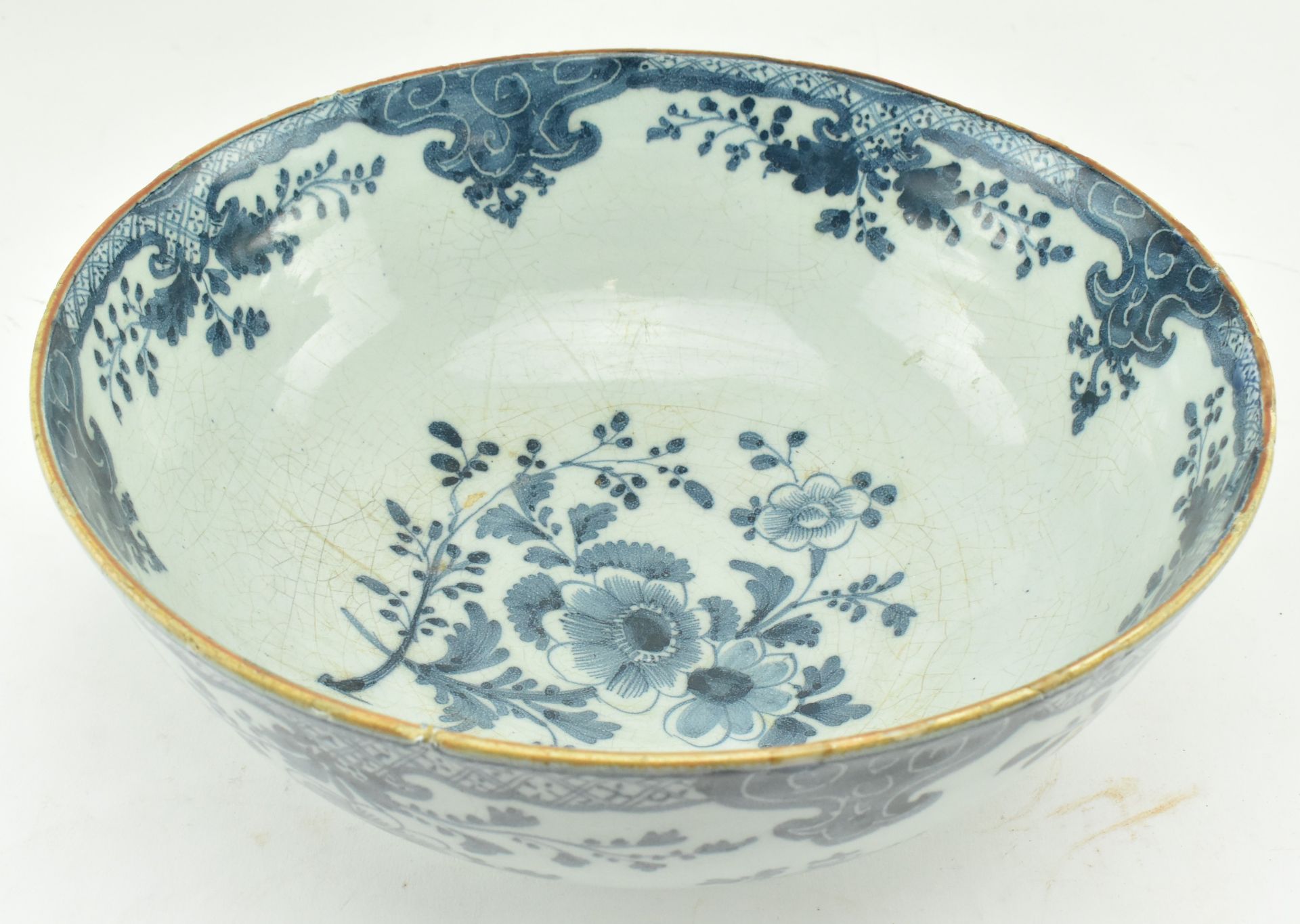 BELIEVED 18TH CENTURY ENGLISH BLUE & WHITE DELFT CERAMIC BOWL - Image 2 of 8