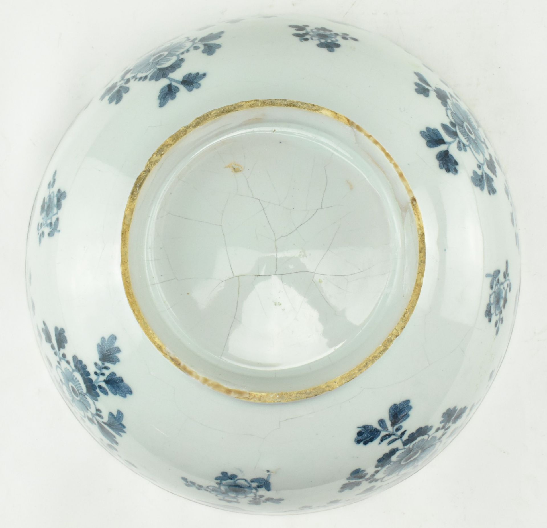 BELIEVED 18TH CENTURY ENGLISH BLUE & WHITE DELFT CERAMIC BOWL - Image 4 of 8