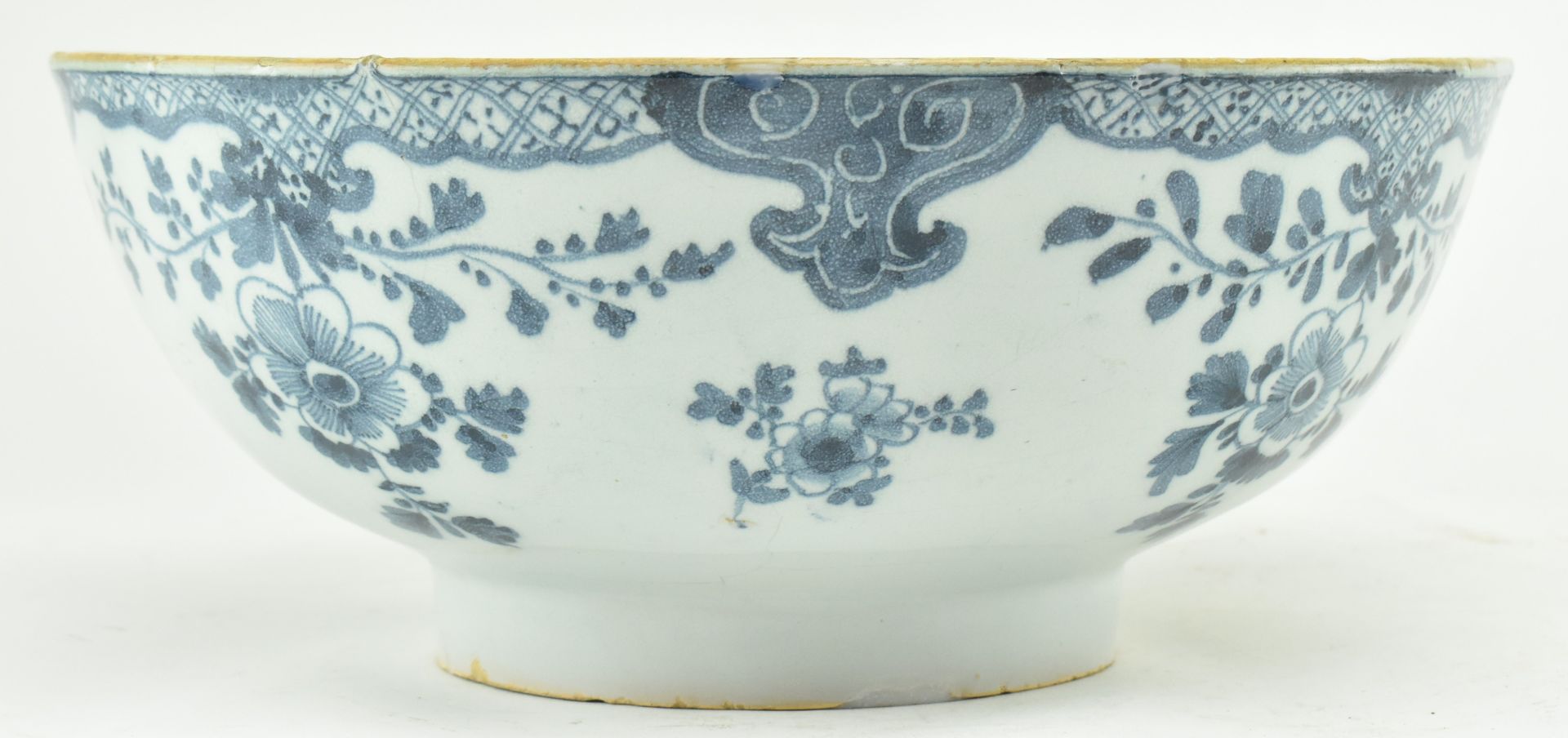 BELIEVED 18TH CENTURY ENGLISH BLUE & WHITE DELFT CERAMIC BOWL - Image 8 of 8