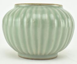19TH CHINESE QING LONGQUAN CELADON RIBBED JAR 龍泉窰青釉條紋罐