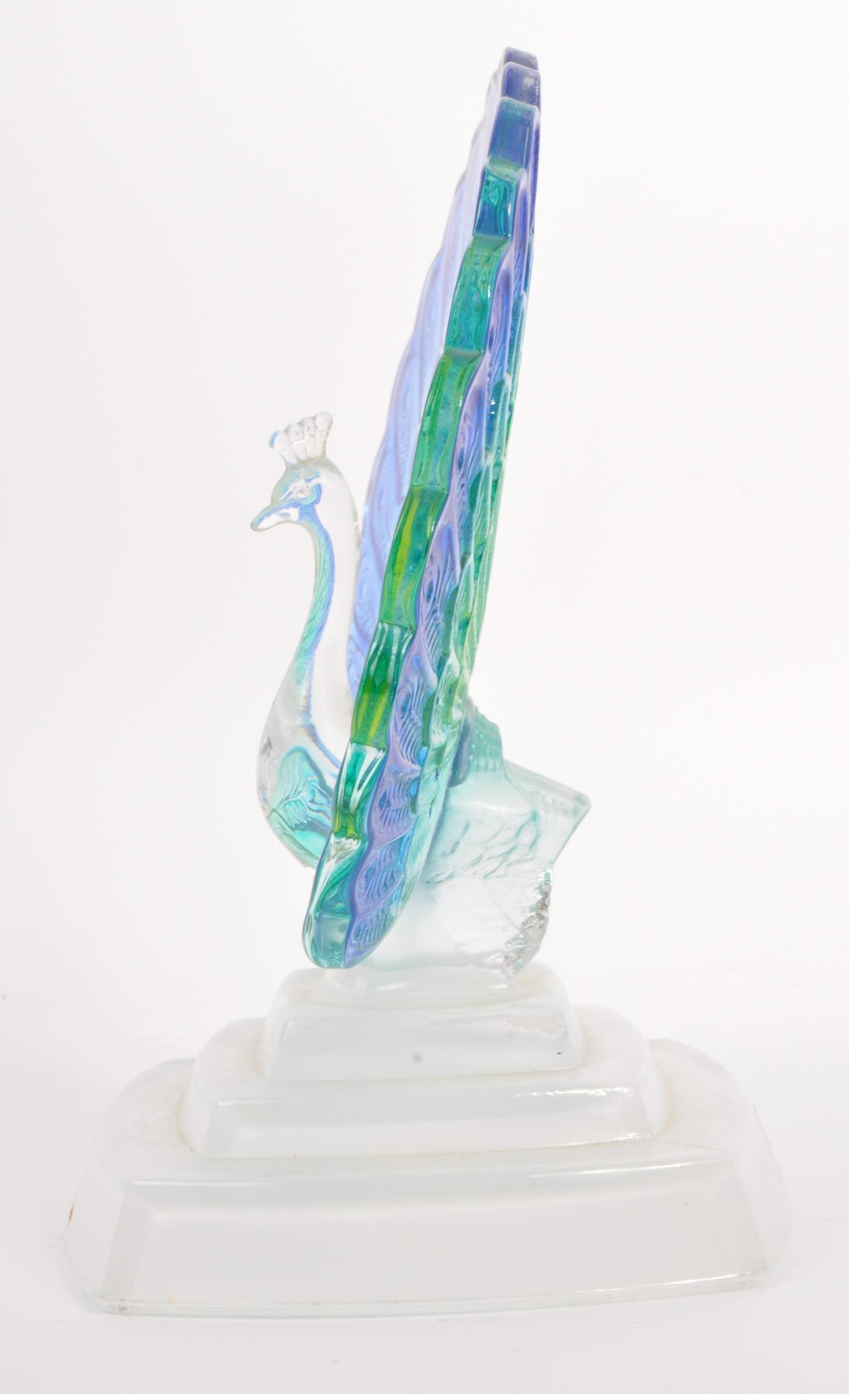 CONTEMPORARY STUDIO ART GLASS IN PEACOCK FORM - Image 4 of 6