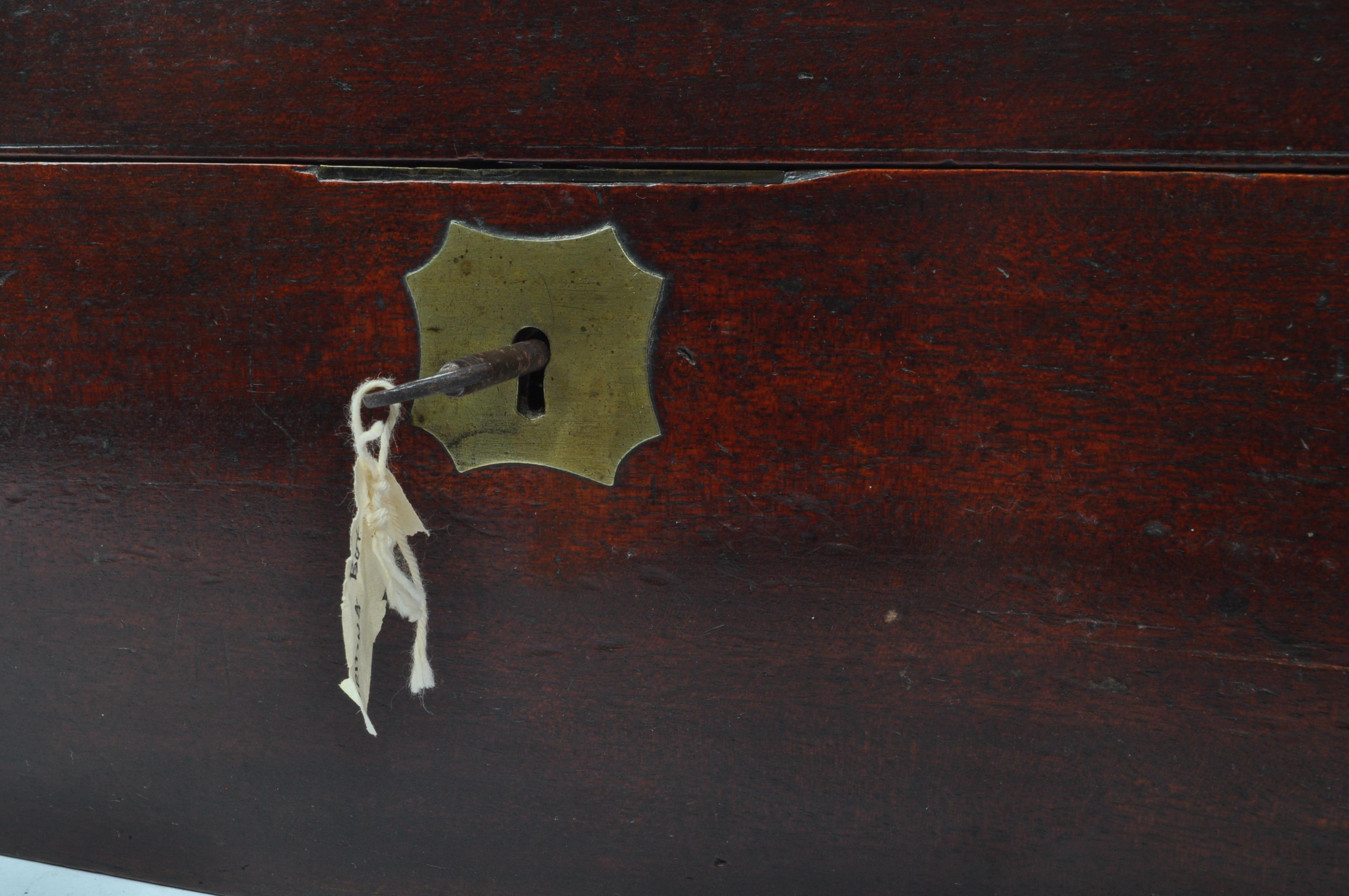 VICTORIAN 19TH CENTURY MAHOGANY WRITING SLOPE - Image 6 of 6