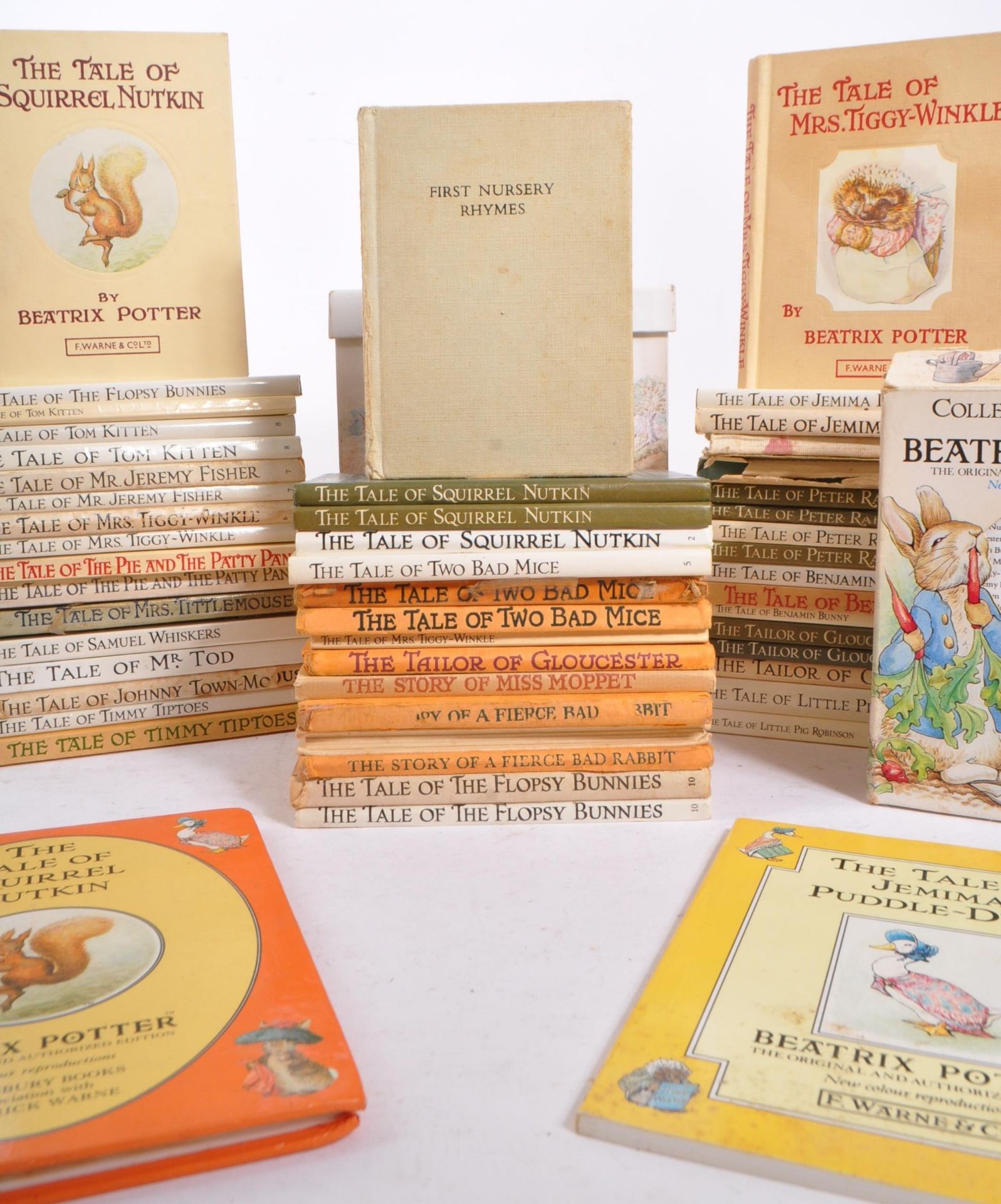 BEATRIX POTTER - LARGE COLLECTION OF BOOKS - Image 6 of 7