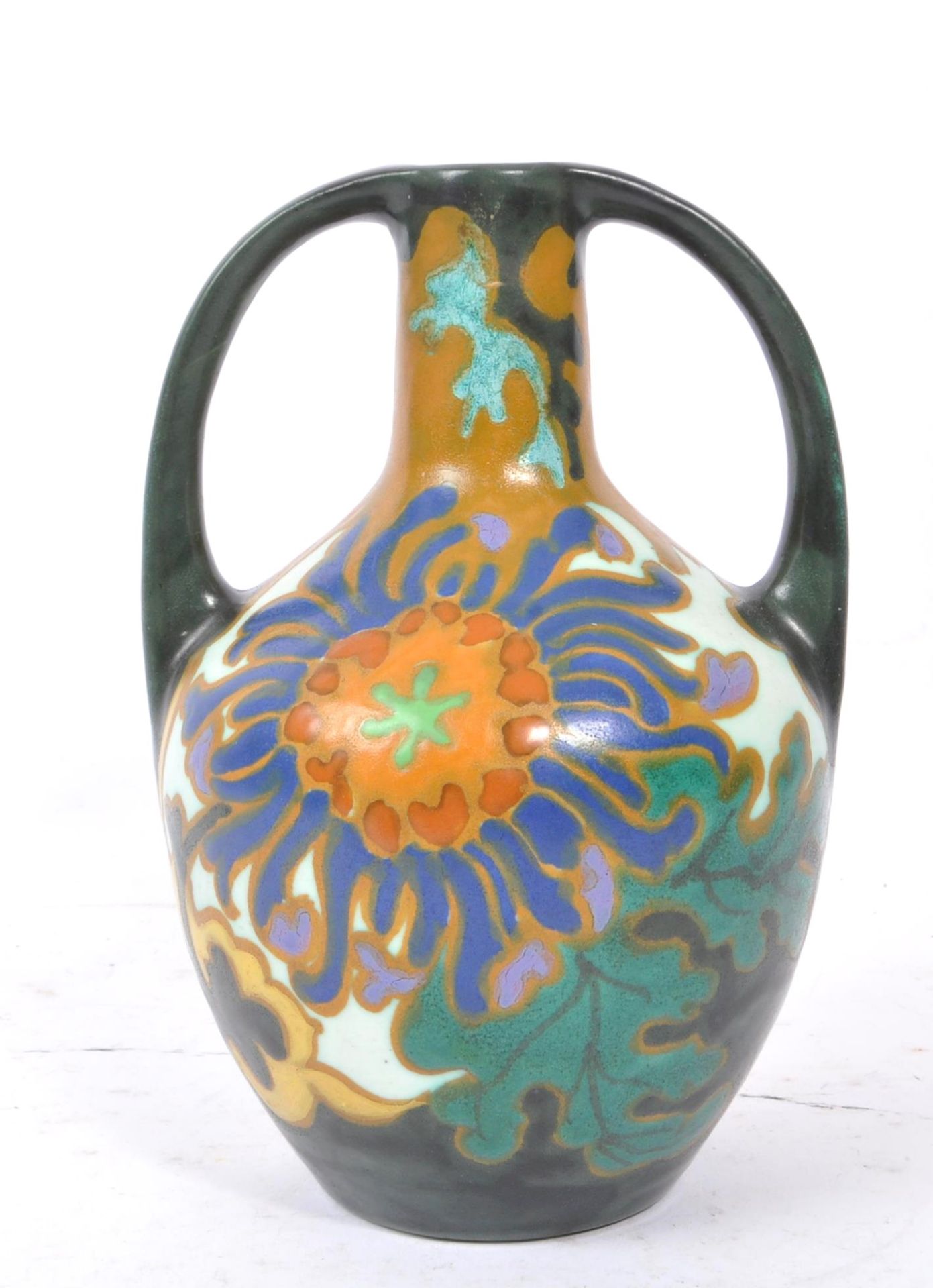 HOLLAND AMPHORA CHRISANT ART NOUVEAU VASE