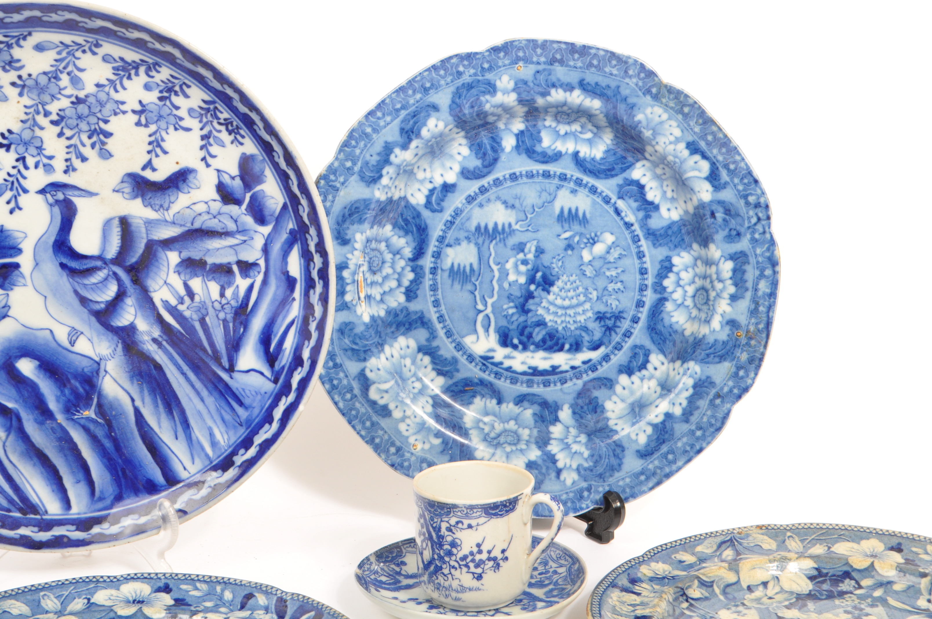 COLLECTION OF 19TH CENTURY & LATER BLUE AND WHITE CERAMICS - Image 6 of 12