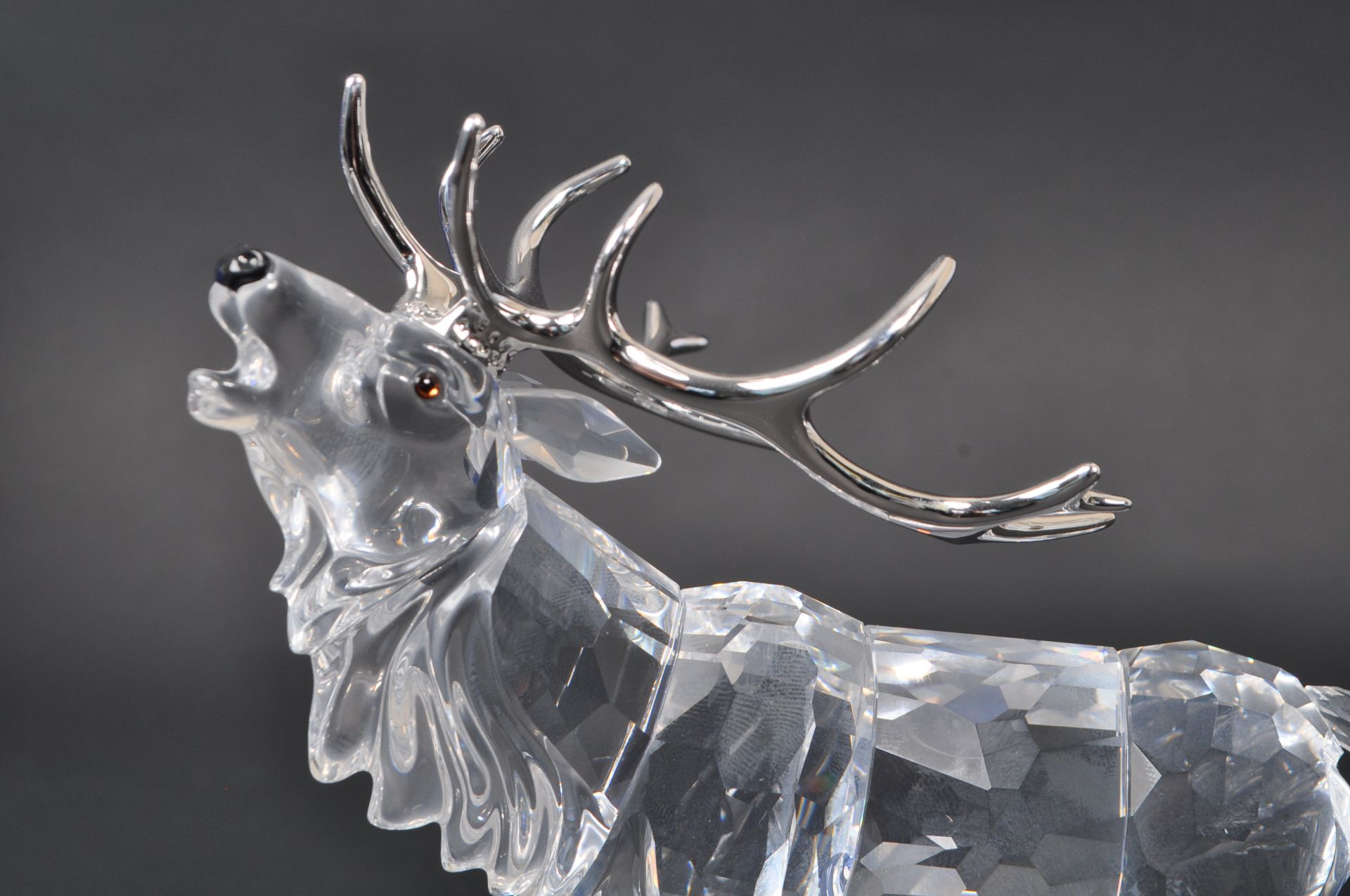 SWAROVSKI - COLLECTION OF DECORATIVE ANIMAL FIGURES - Image 6 of 12