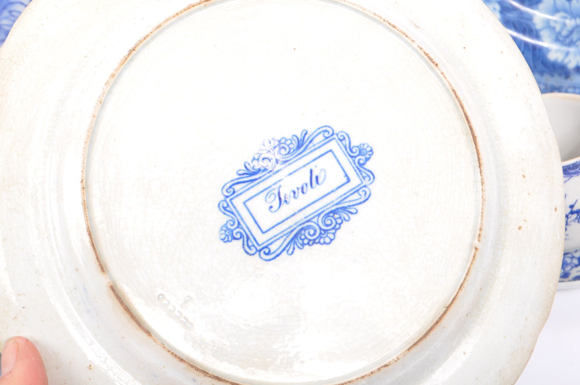 COLLECTION OF 19TH CENTURY & LATER BLUE AND WHITE CERAMICS - Image 10 of 12