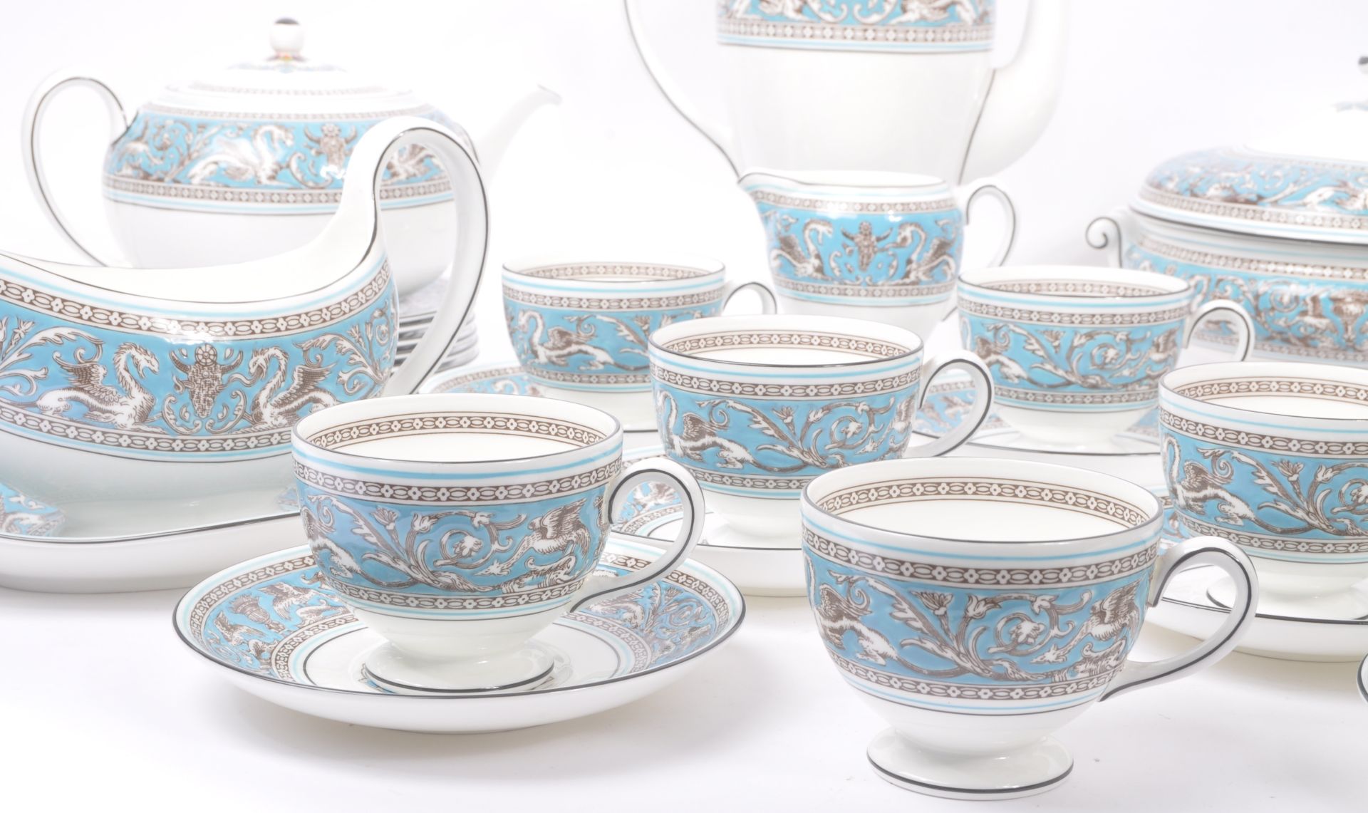 WEDGWOOD - FLORENTINE TEA AND COFFEE SERVICE - Image 3 of 11