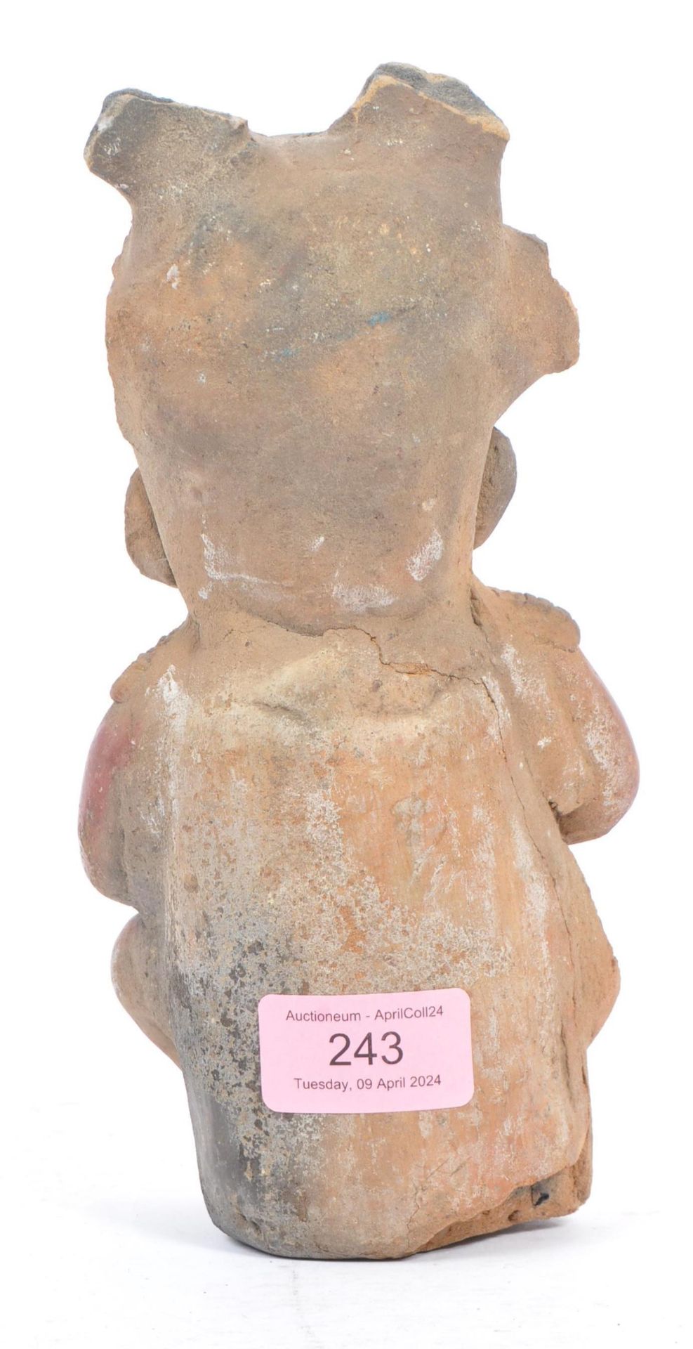 20TH CENTURY SOUTH AMERICAN CLAY FIGURE - Bild 3 aus 7