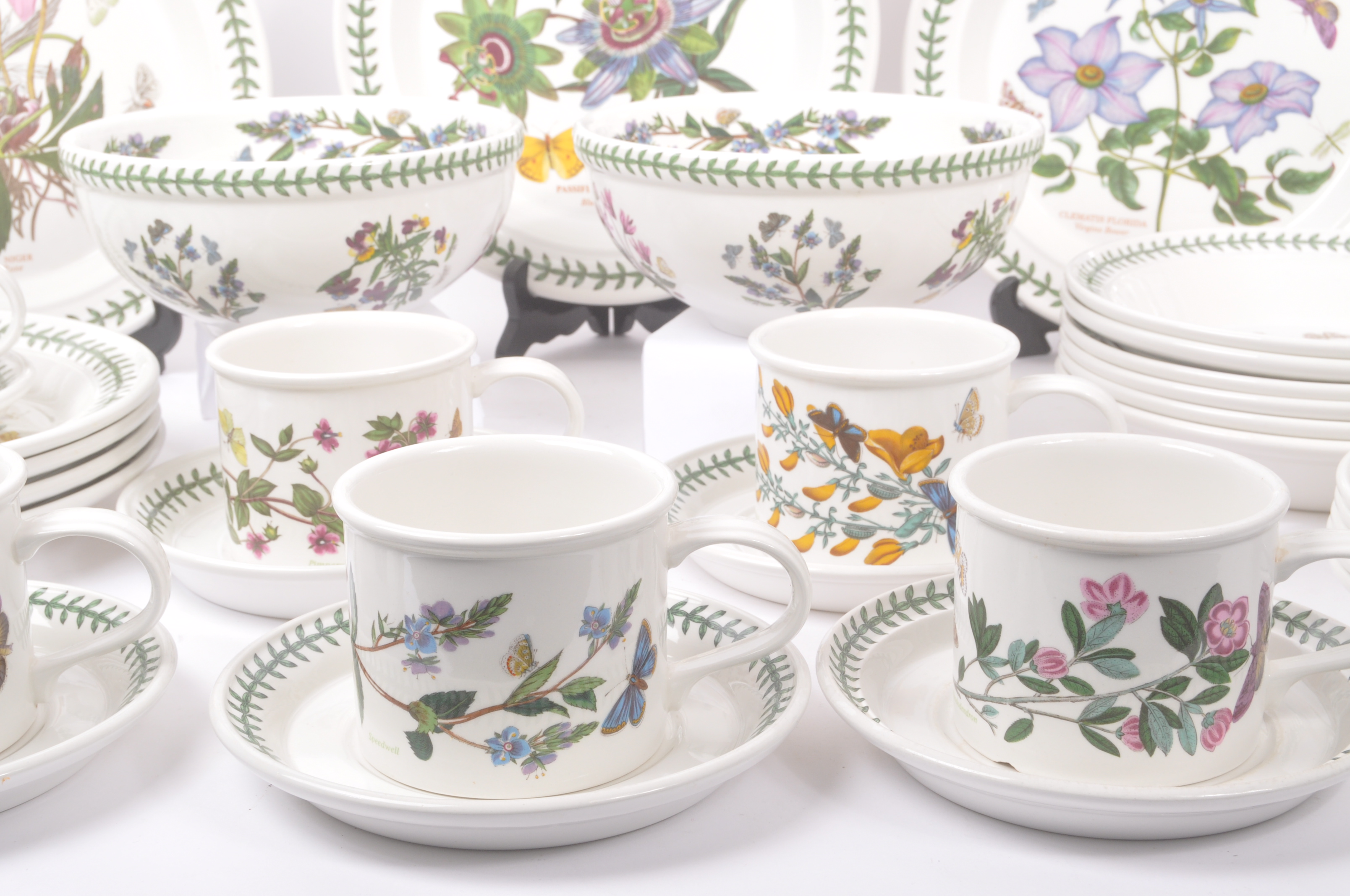 COLLECTION OF PORTMEIRION BOTANIC GARDEN DINNER / TEA SERVICE - Image 3 of 10