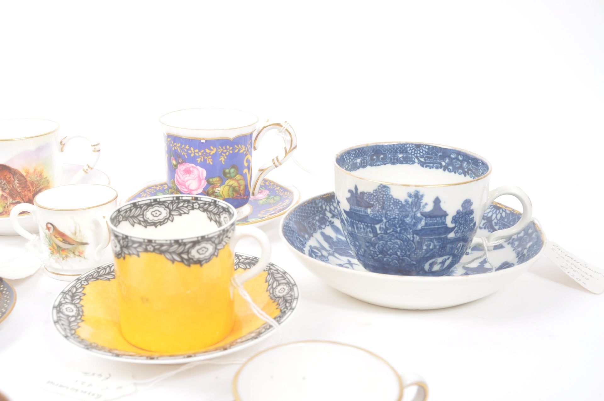 ROYAL WORCESTER - COLLECTION OF MINIATURE TEACUPS - Image 5 of 8