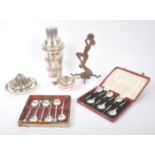 COLLECTION OF ART DECO PIECES TO INCLUDE COFFEE SPOON SETS