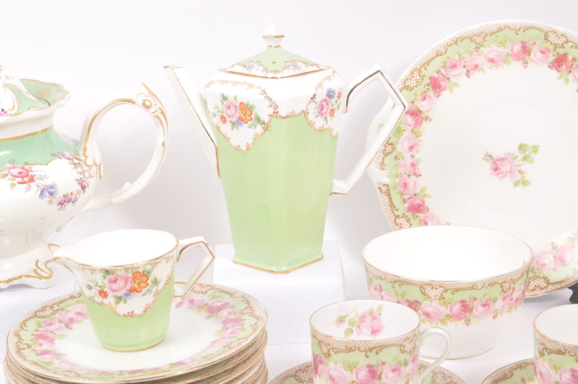 ROYAL DOULTON / LONGTON - DINNER / TEA SERVICE PINK ROSE - Bild 10 aus 14