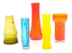 COLLECTION OF RETRO MID 20TH CENTURY COLOURED GLASS