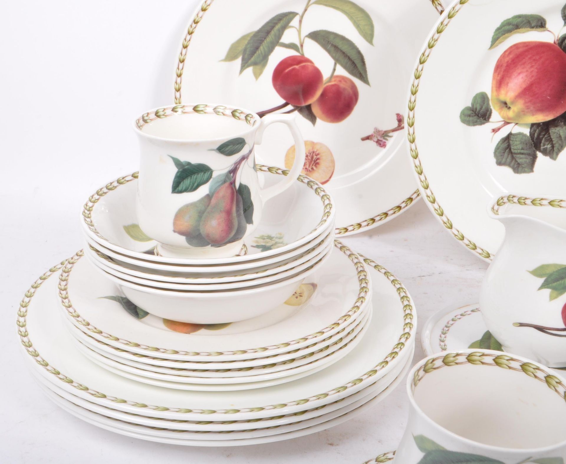 THE ROYAL HORTICULTURAL SOCIETY - HOOKER'S FRUIT PATTERN TEA SET - Image 3 of 7