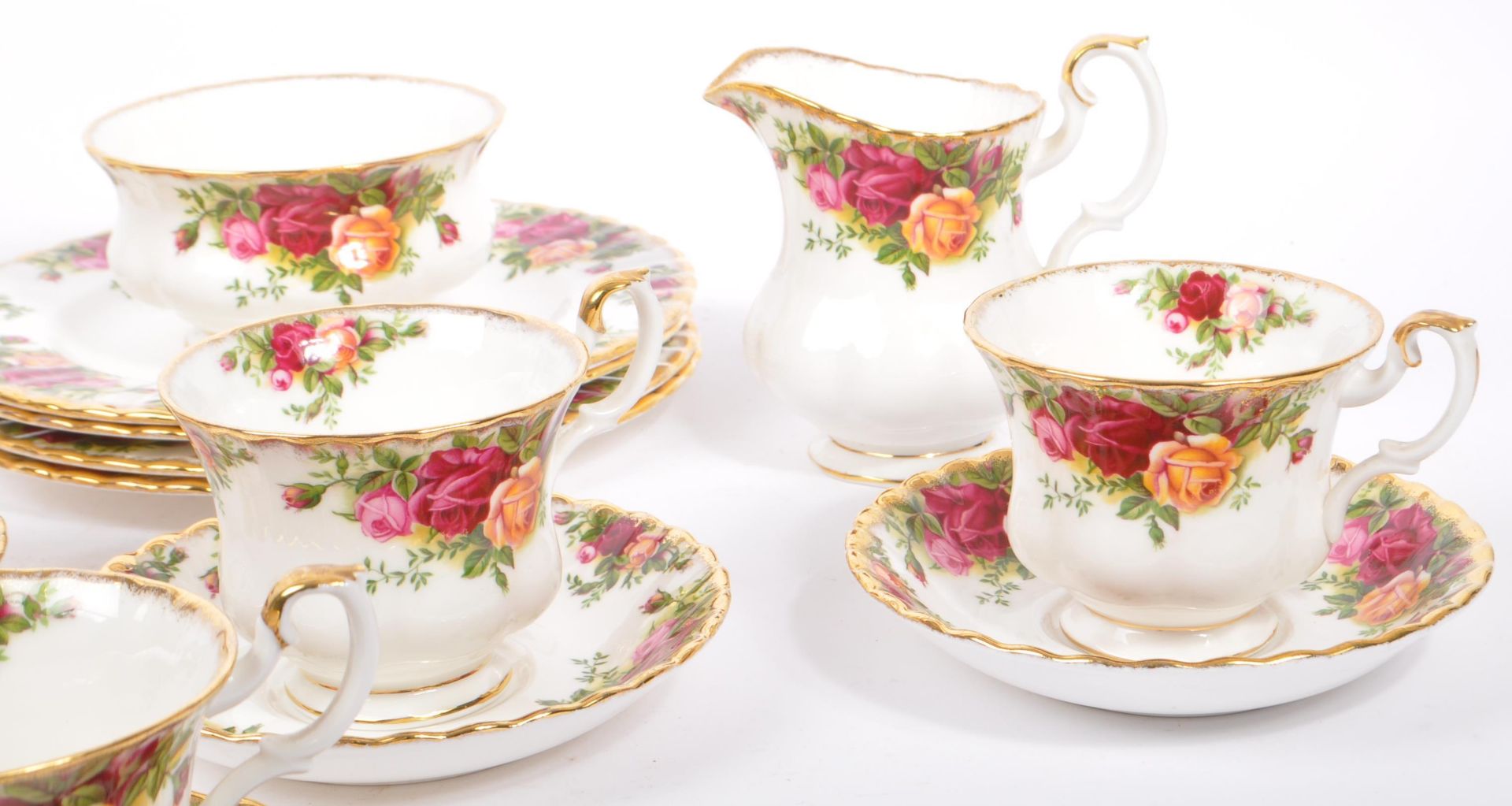 MID 20TH CENTURY OLD COUNTRY ROSES ROYAL ALBERT TEA SET - Image 5 of 8