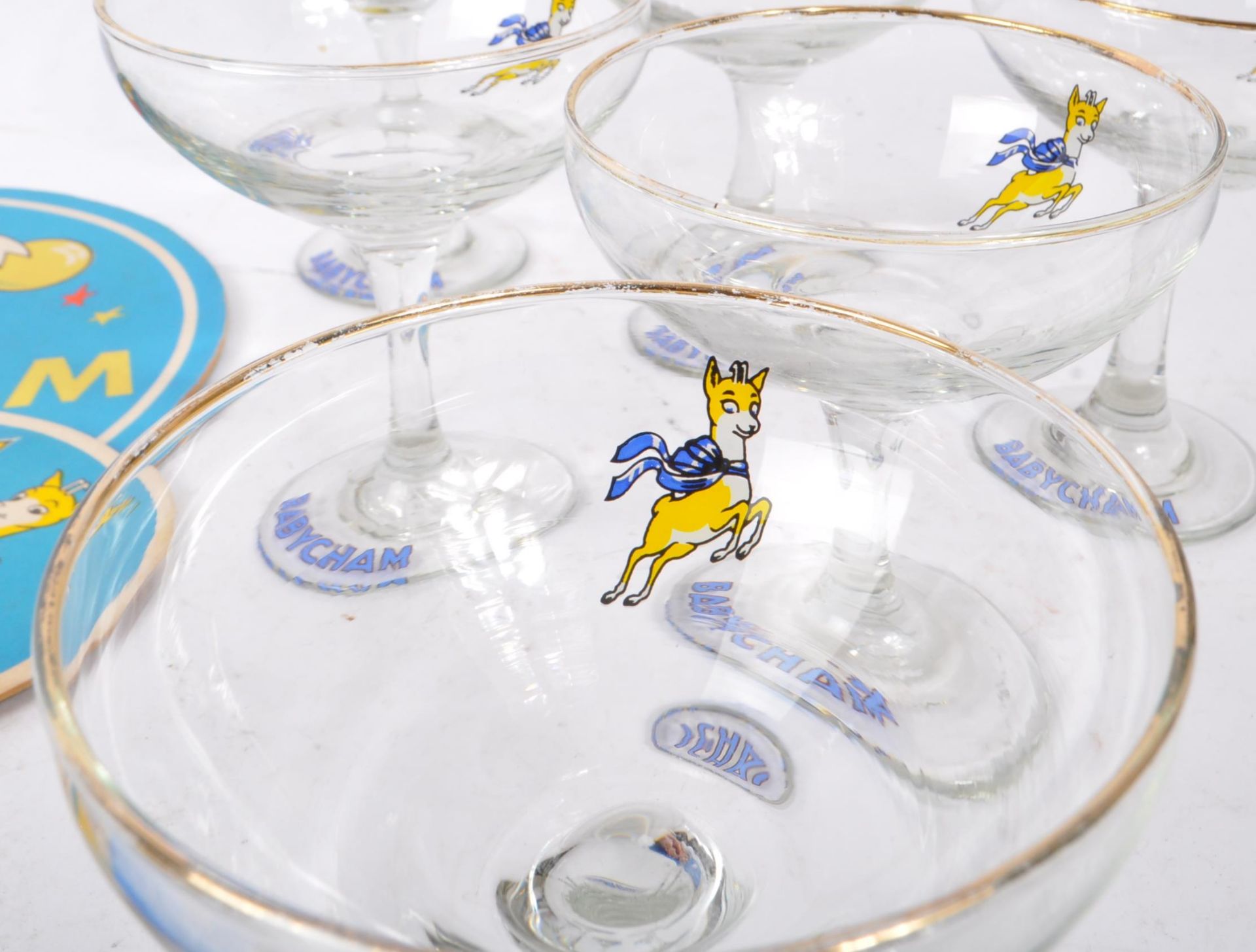 BABYCHAM - COLLECTION OF BRANDED DRINKING GLASSES - Bild 7 aus 7