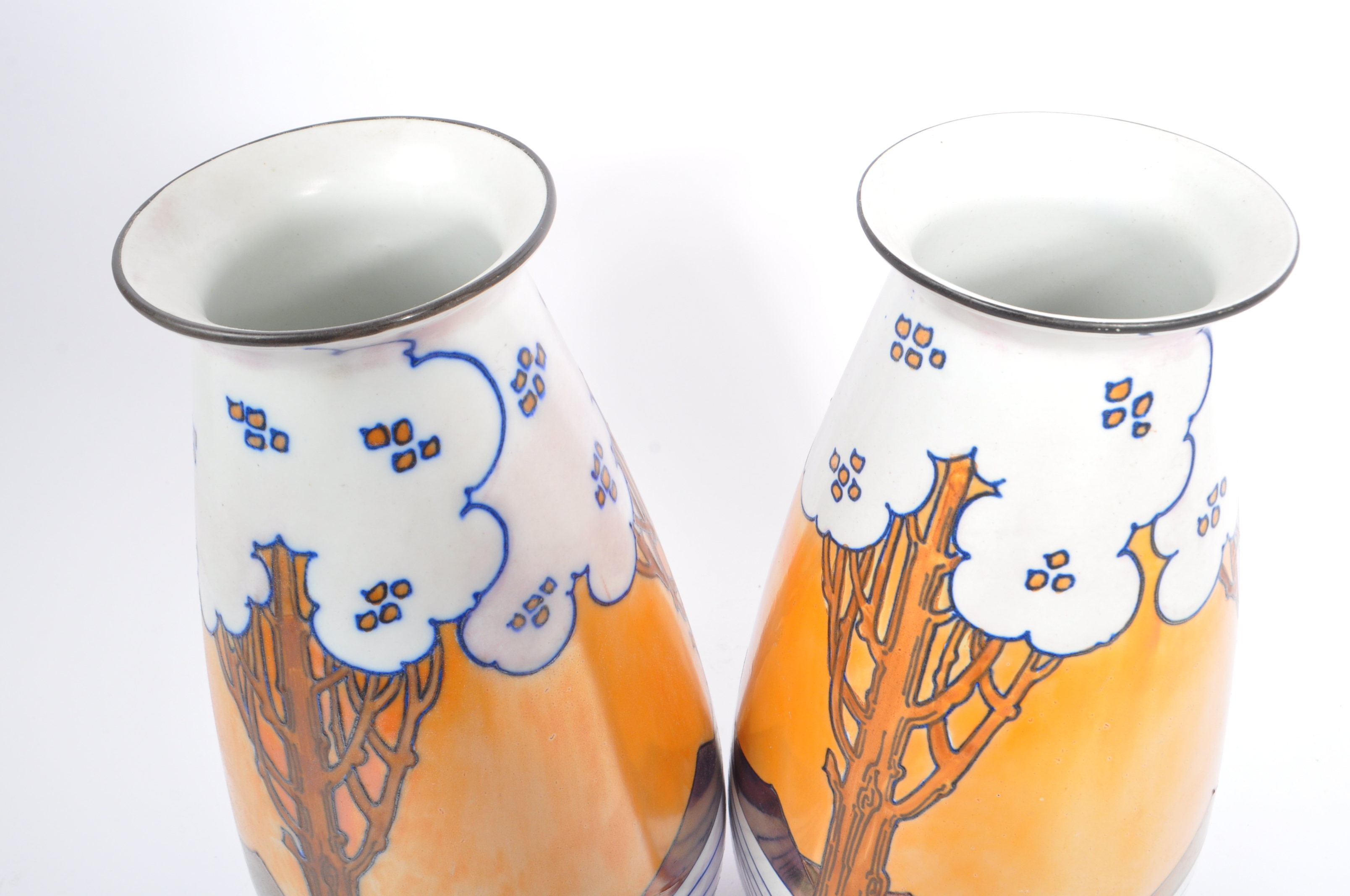 CHARLOTTE RHEAD FOR BURLEIGH WARE - PAIR OF LUSTRE VASES - Bild 4 aus 7