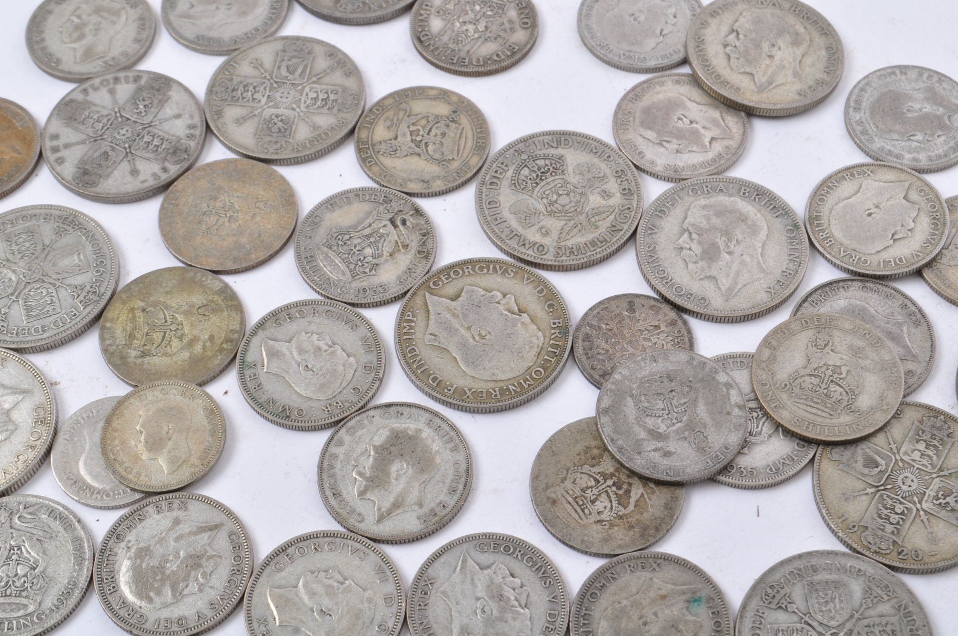 EIGHT EARLY 20TH CENTURY SILVER CIRCULATED CROWN COINS - Bild 5 aus 9