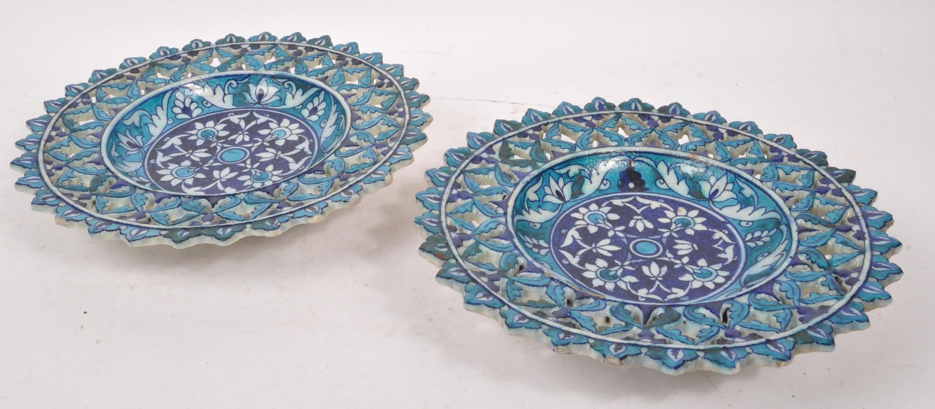 PAIR OF ISLAMIC BLUE PIERCED TIN GLAZED CHARGERS - Image 3 of 5