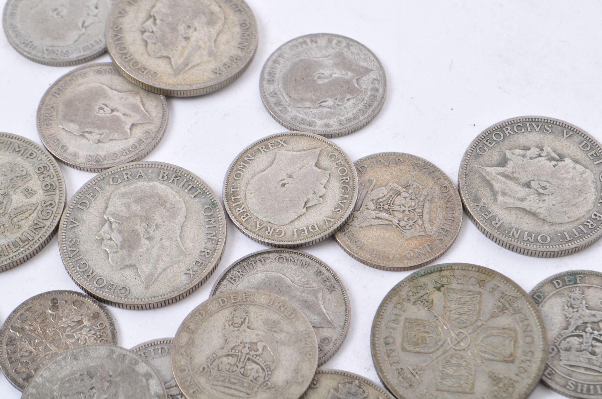 EIGHT EARLY 20TH CENTURY SILVER CIRCULATED CROWN COINS - Bild 6 aus 9