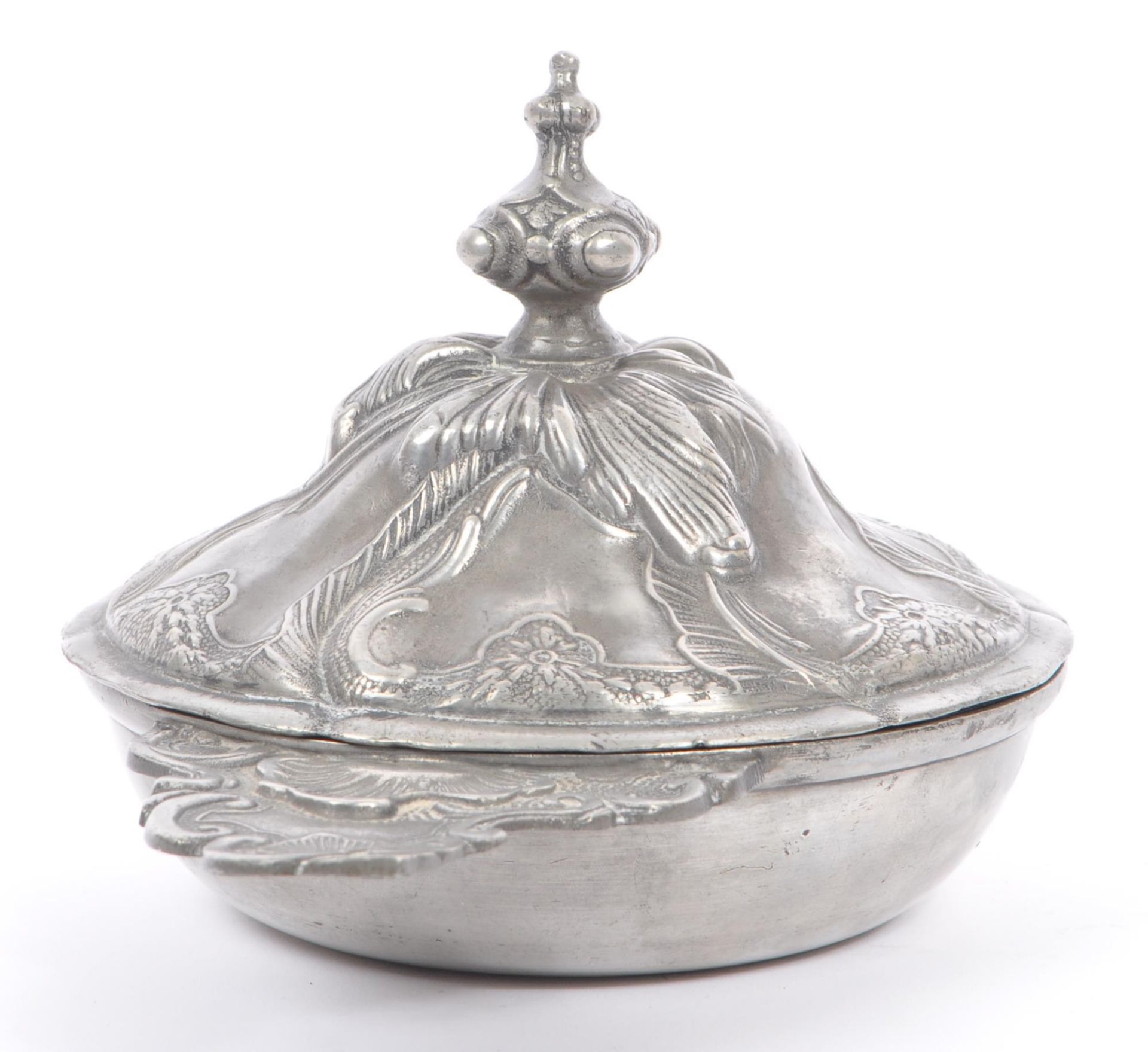 19TH CENTURY ART NOUVEAU LIDDED PEWTER POT - Image 2 of 7