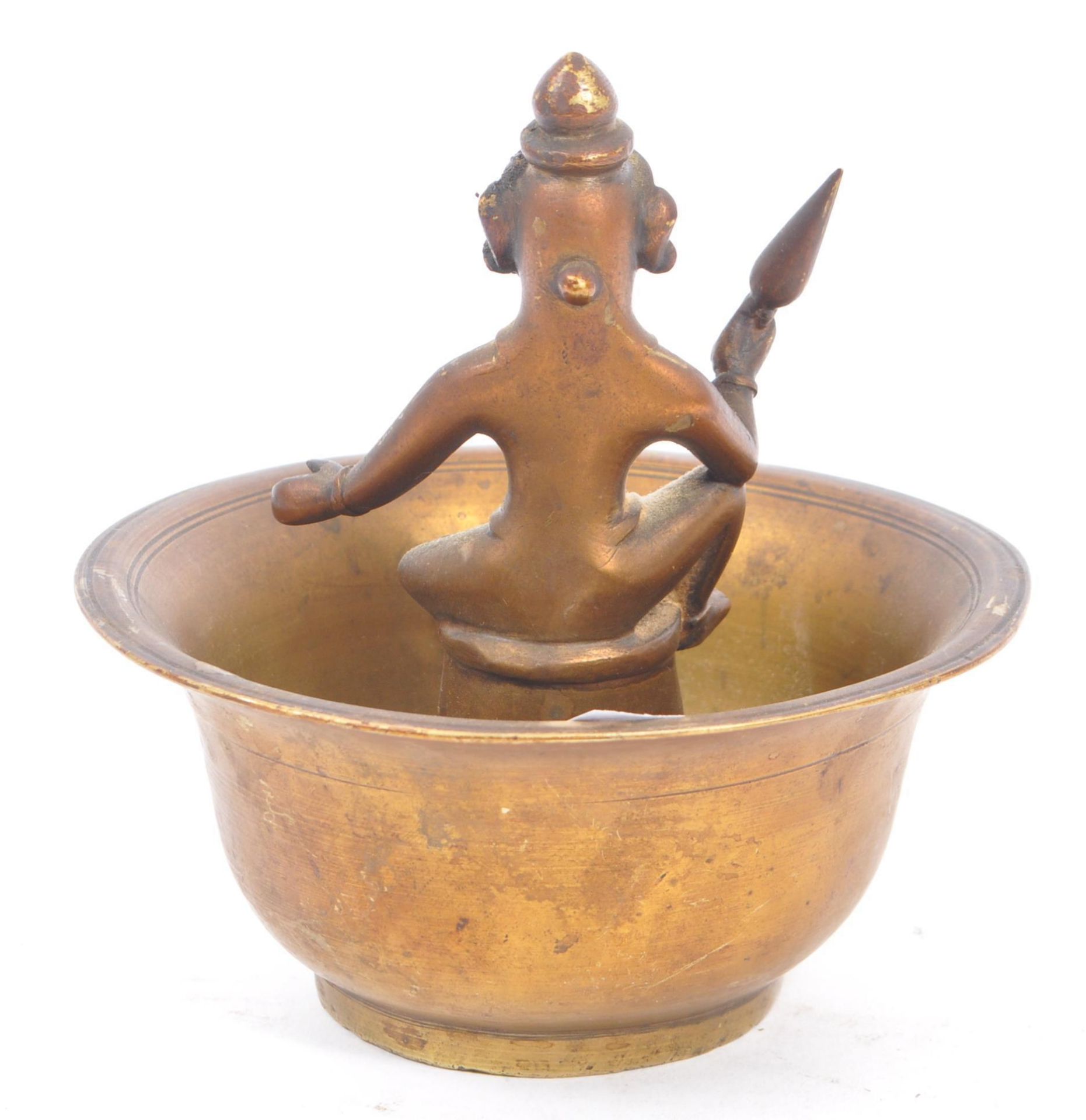 EARLY 20TH CENTURY INDIAN BRONZE BOWL INCENSE BURNER - Bild 3 aus 7