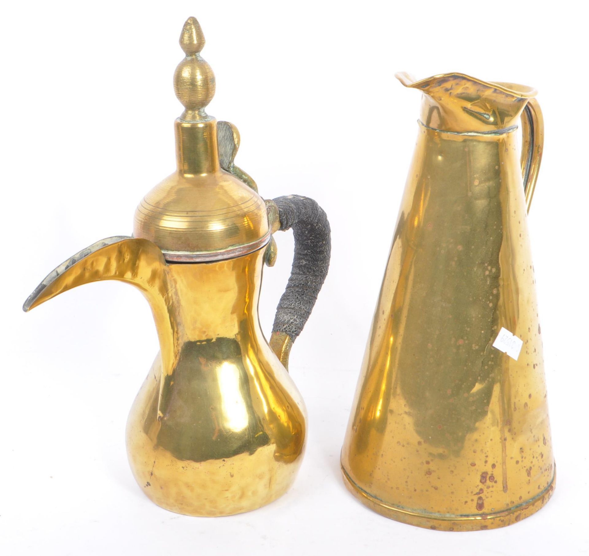 COLLECTION OF BRASS TO INCLUDE DALLAH JUGS & PICTURE STAND - Image 3 of 7